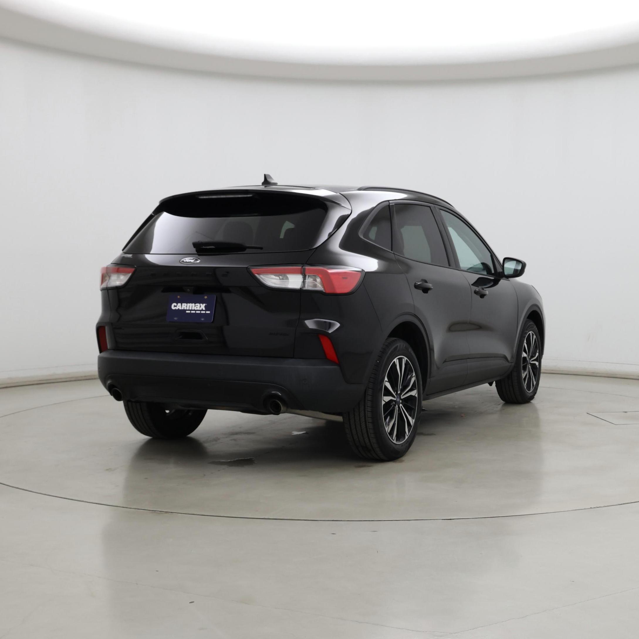 Thumbnail: 2021 Ford Escape - 8