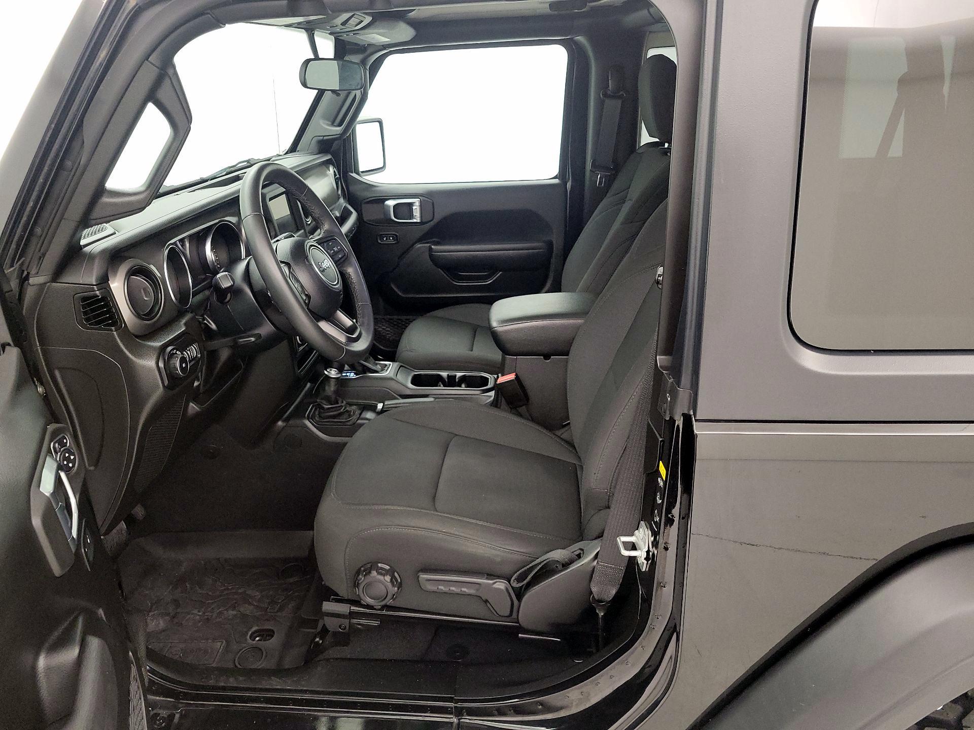 Thumbnail: 2022 Jeep Wrangler - 11