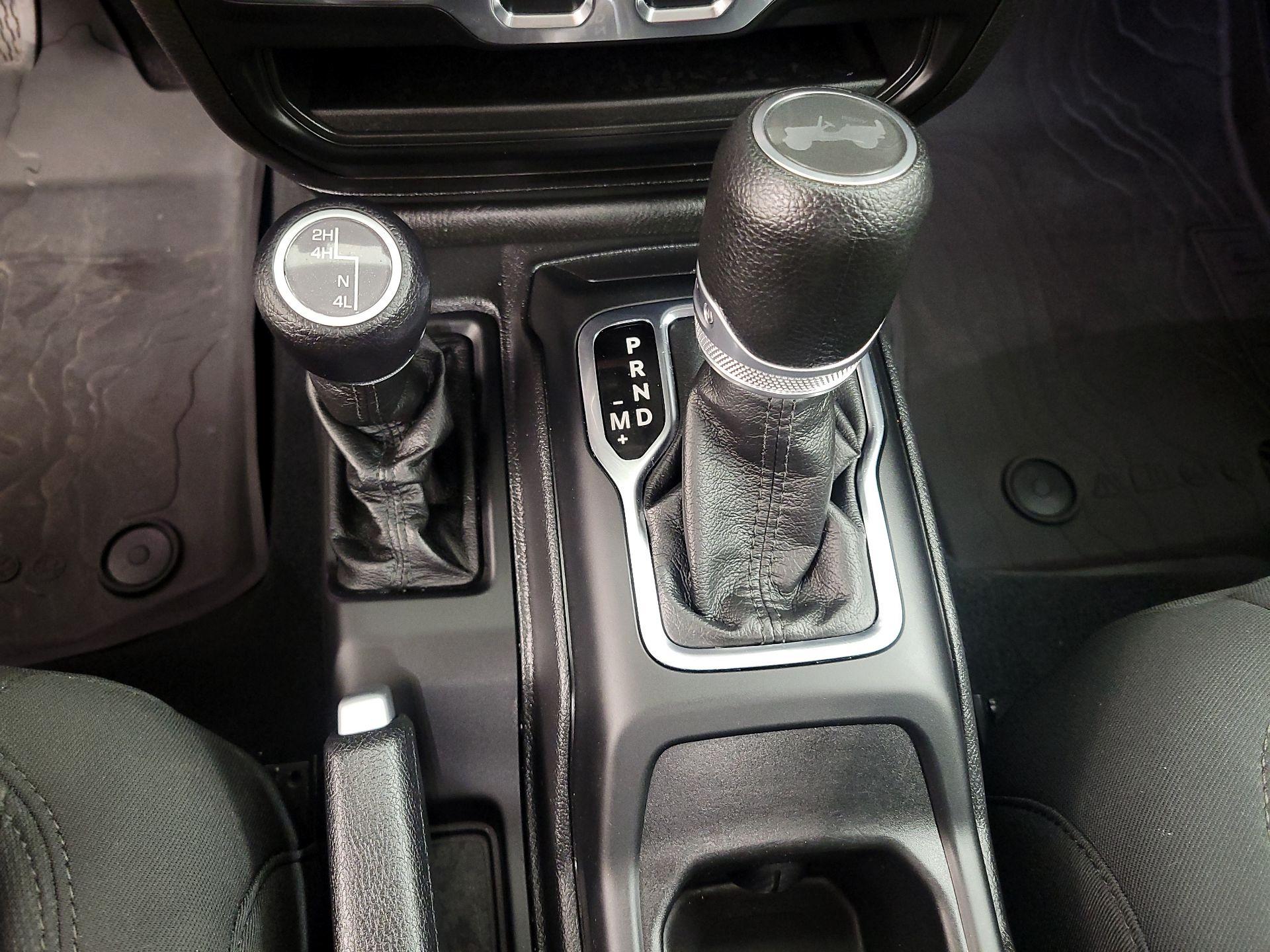 Thumbnail: 2022 Jeep Wrangler - 18