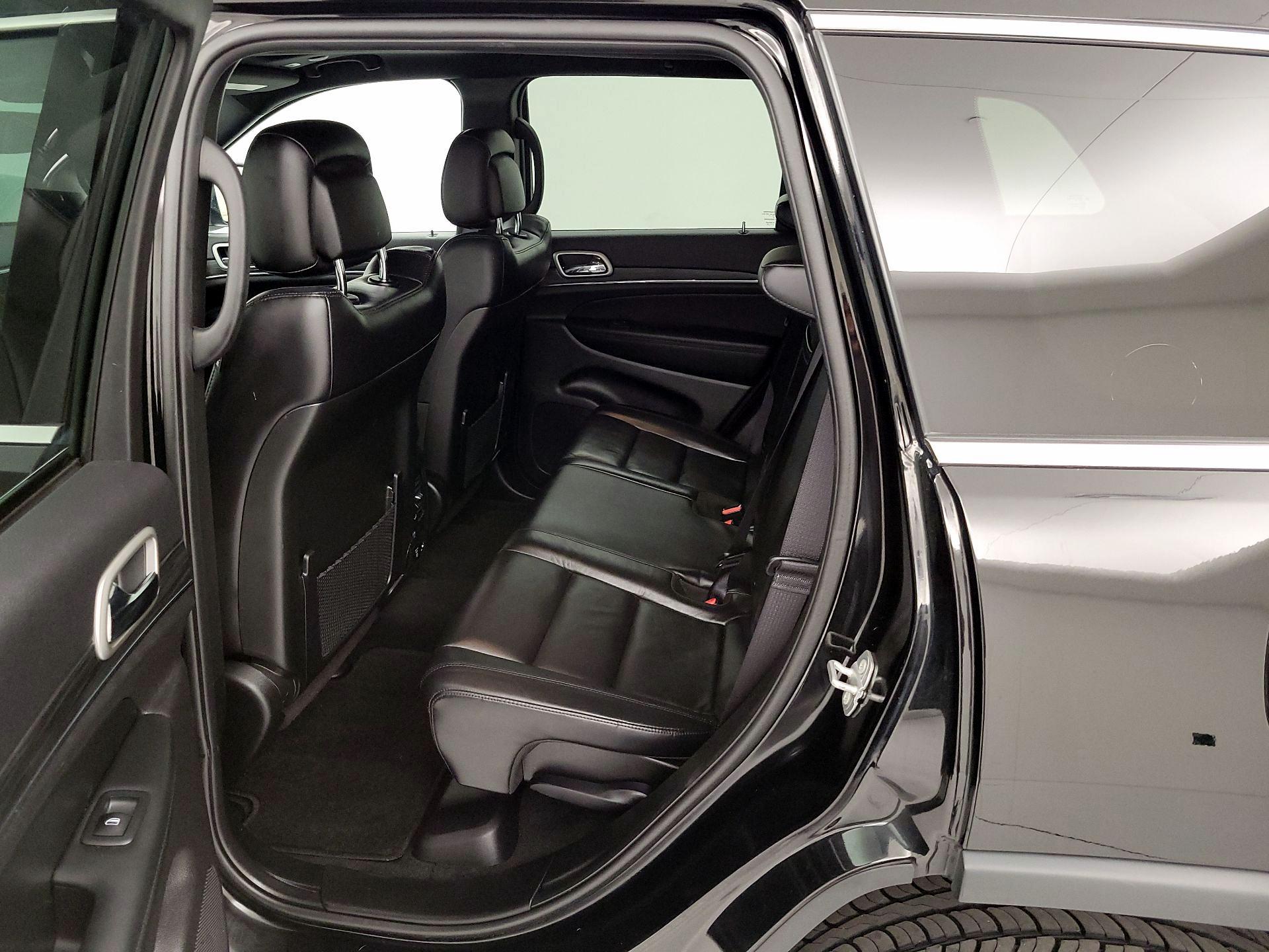 Thumbnail: 2022 Jeep Grand Cherokee - 19