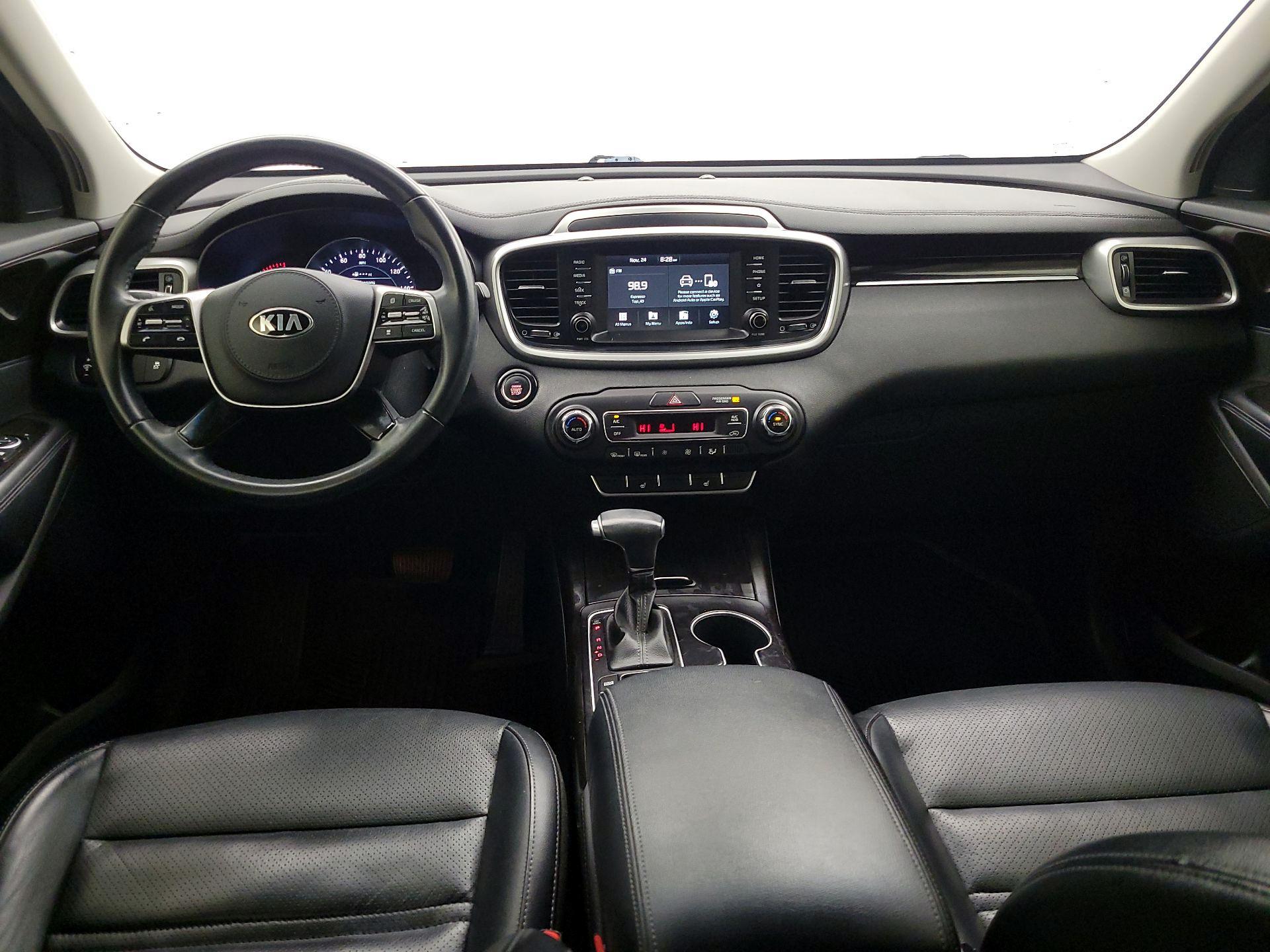 Thumbnail: 2020 Kia Sorento - 9