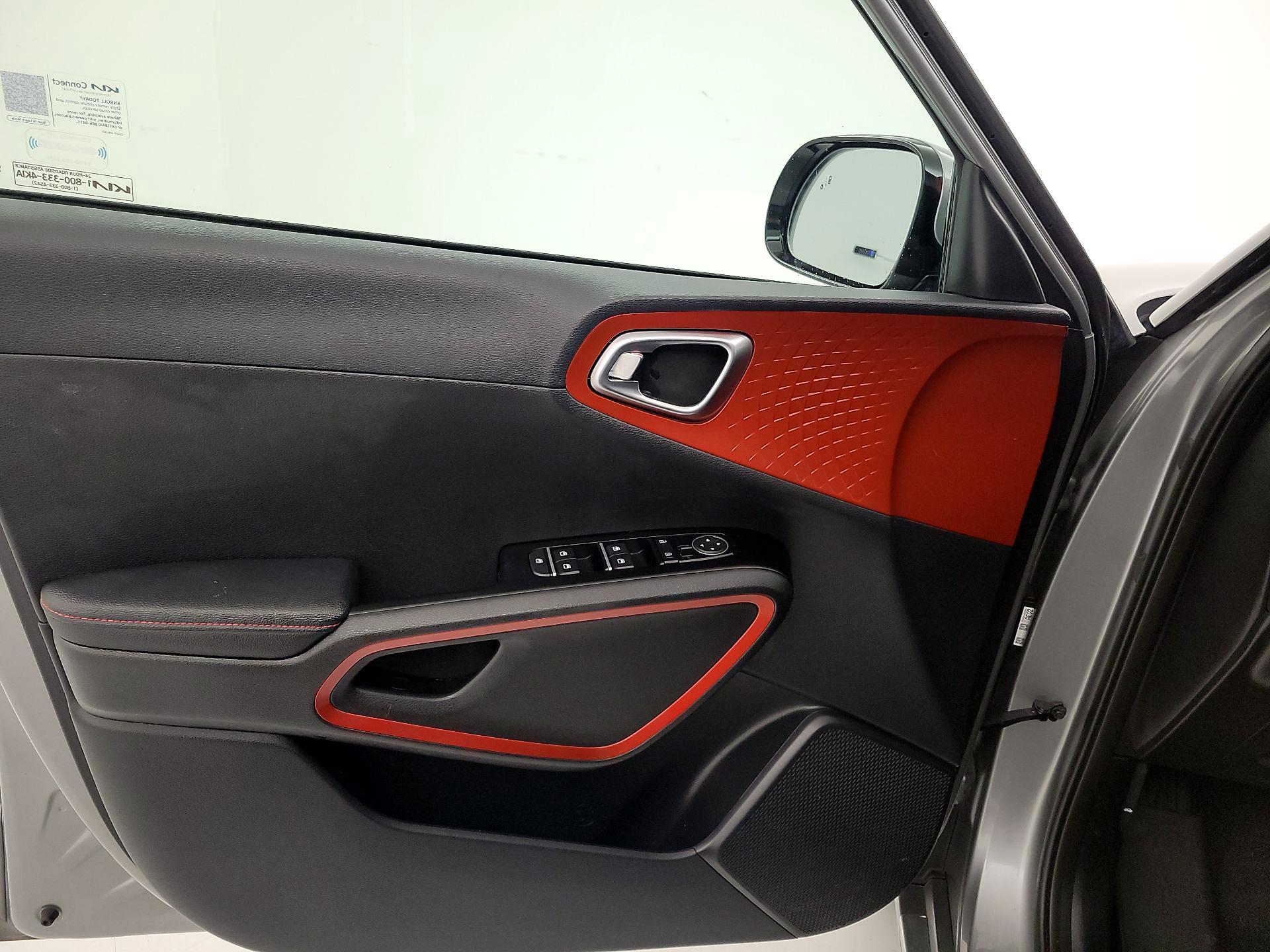 Thumbnail: 2023 Kia Soul - 12