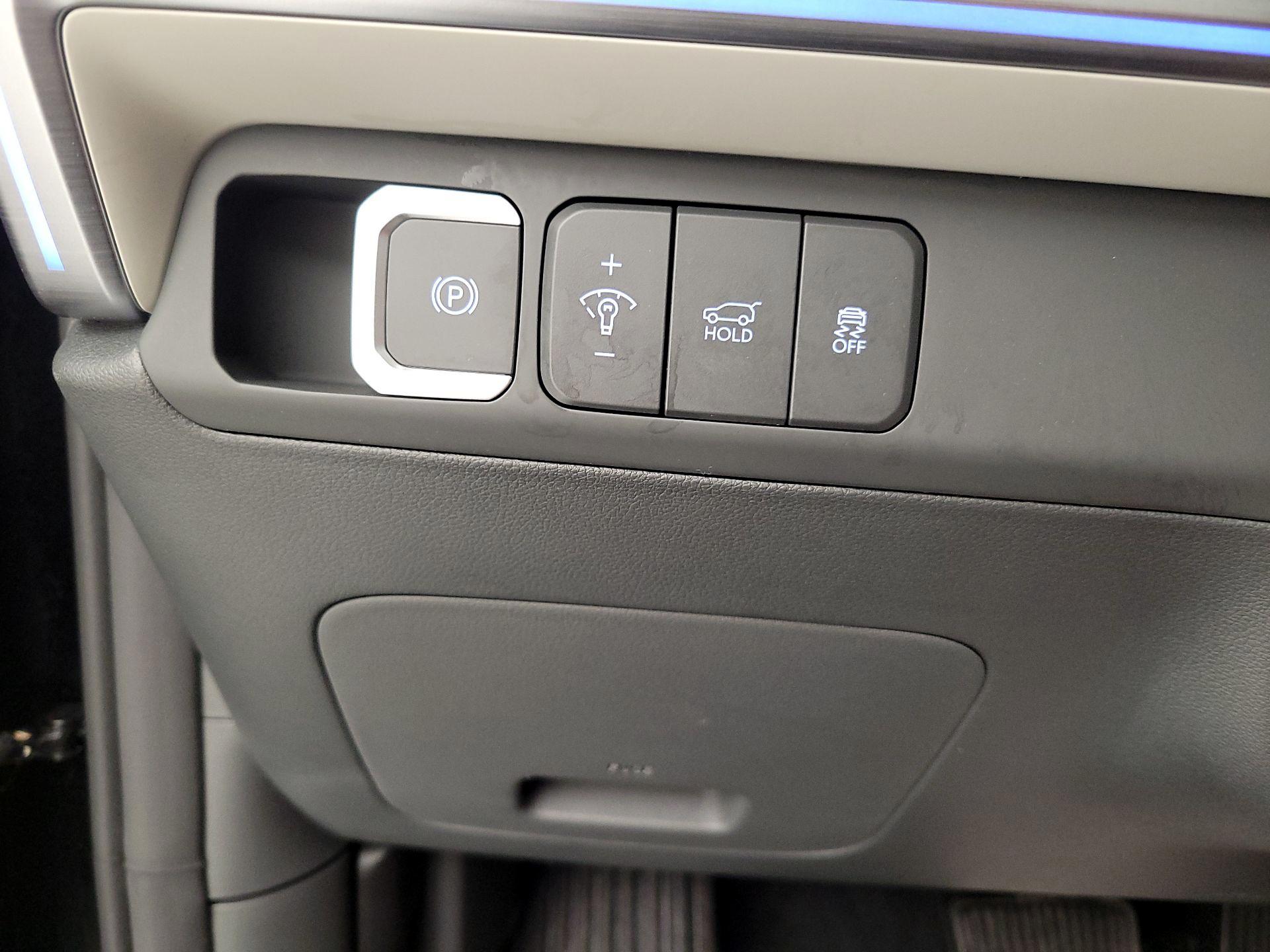 Thumbnail: 2024 Hyundai Santa Fe - 13