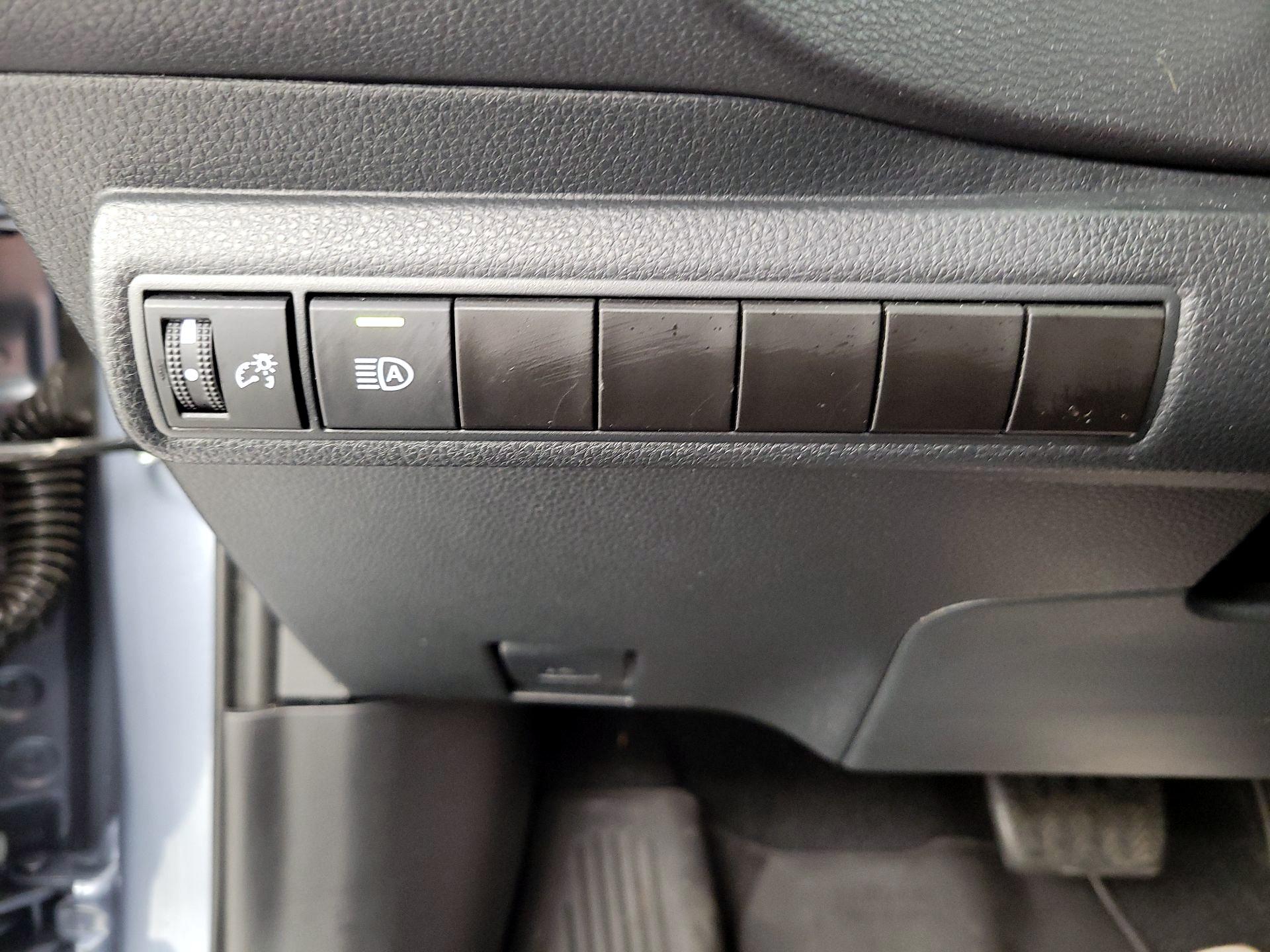 Thumbnail: 2024 Toyota Corolla - 13