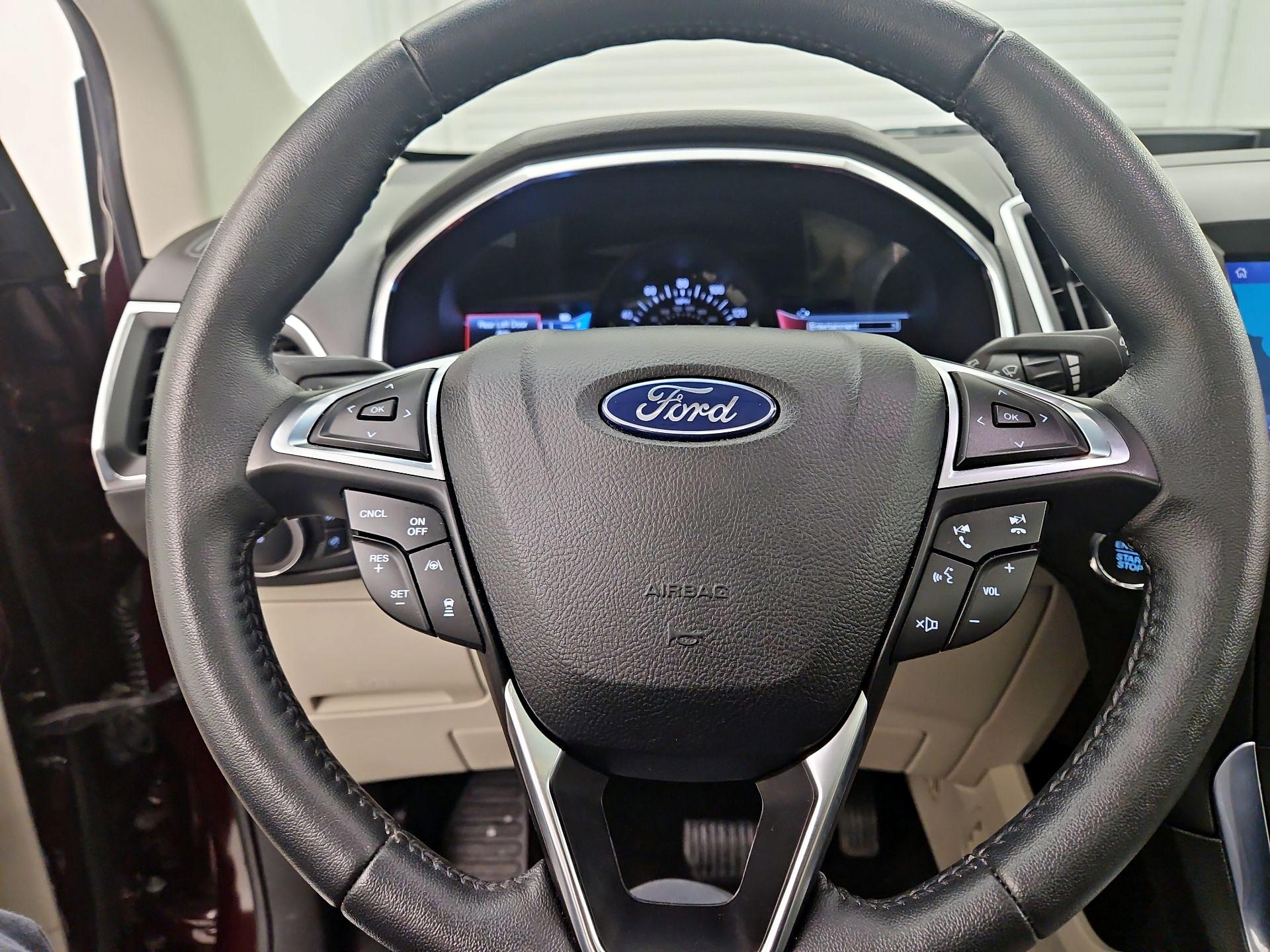 Thumbnail: 2020 Ford Edge - 10