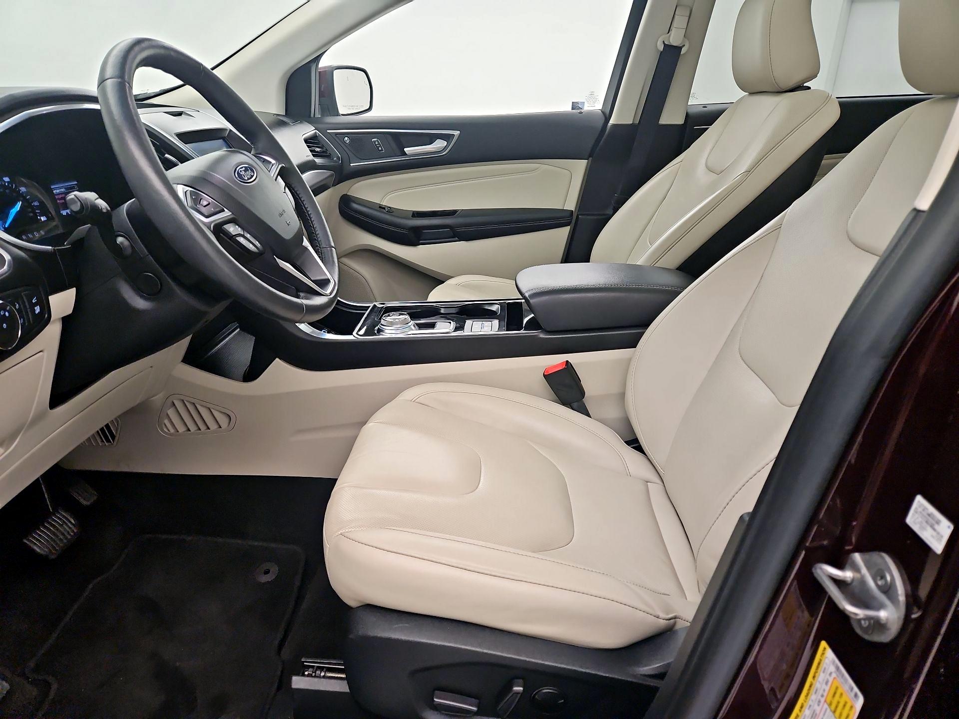 Thumbnail: 2020 Ford Edge - 11