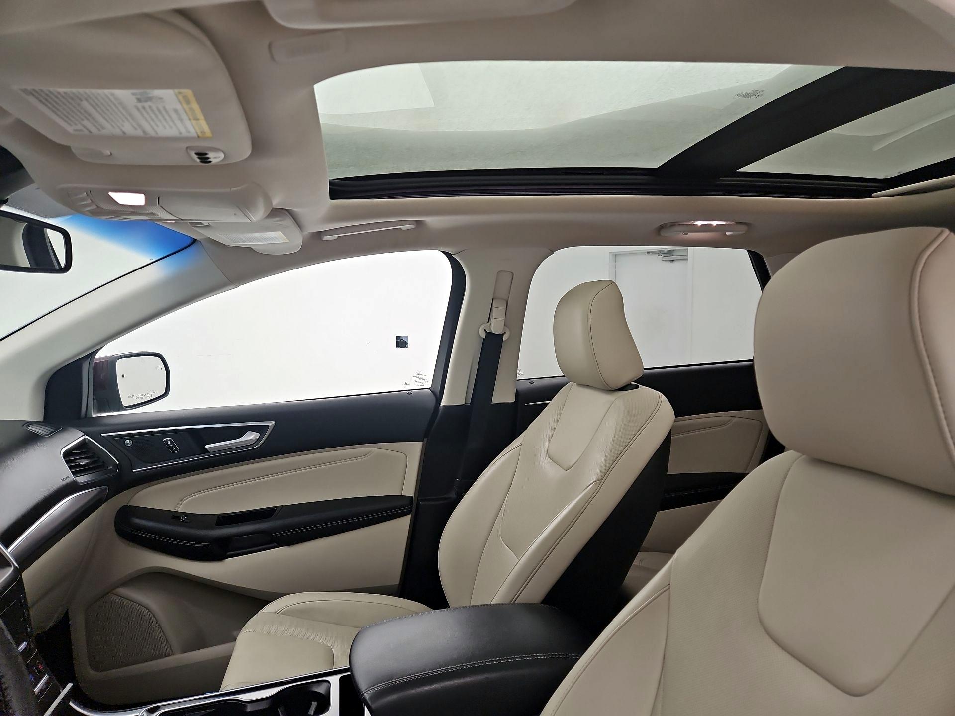 Thumbnail: 2020 Ford Edge - 20