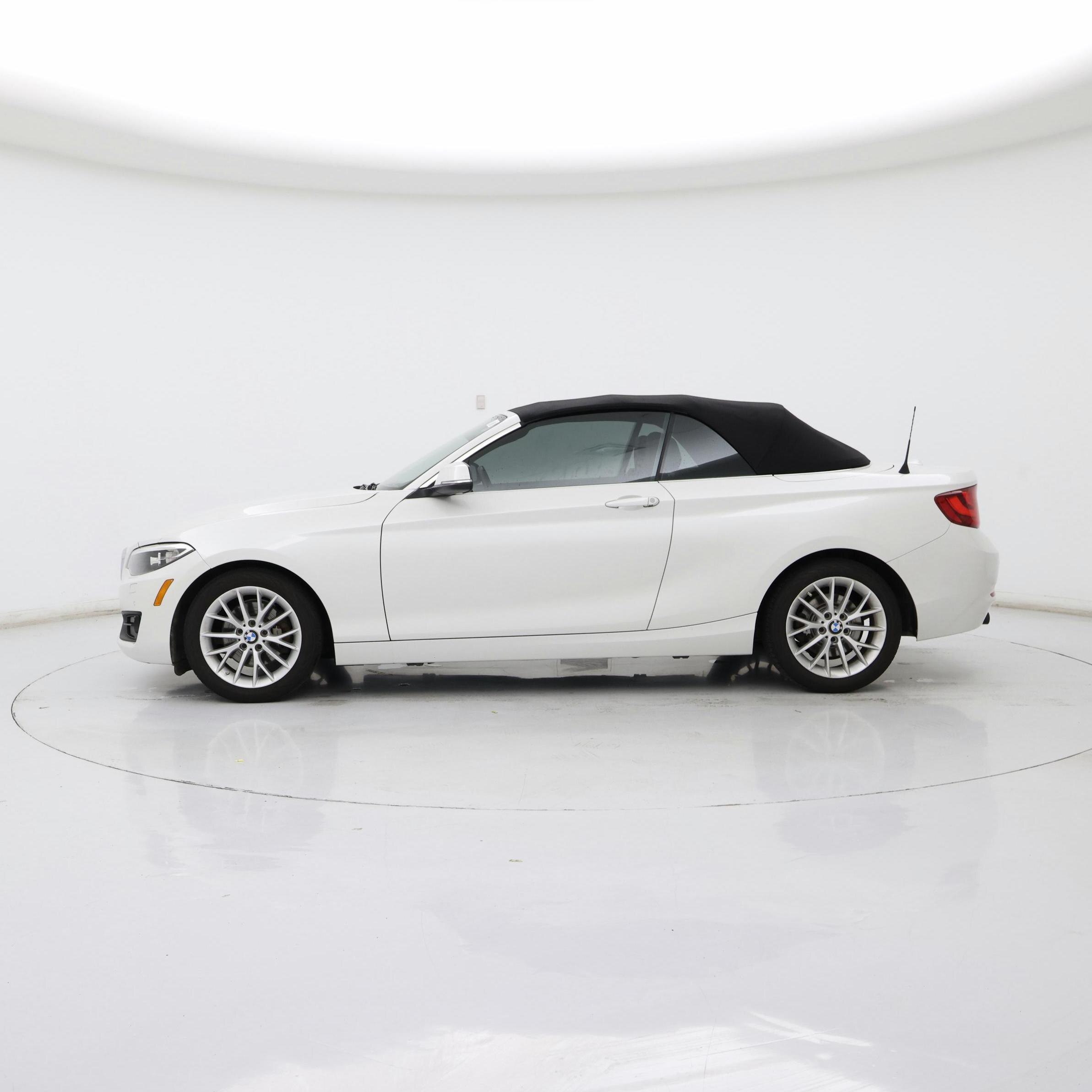 Thumbnail: 2016 BMW 2 Series - 3