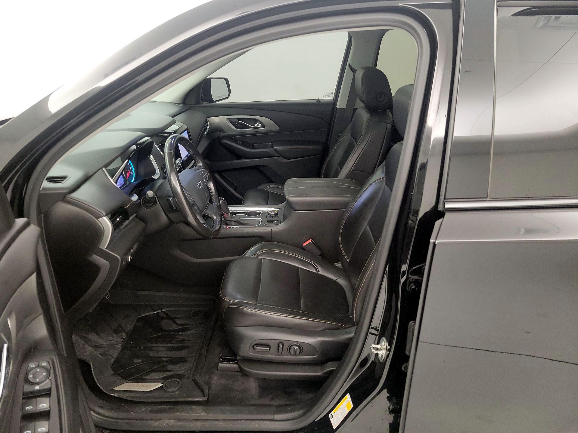 Thumbnail: 2020 Chevrolet Traverse - 11