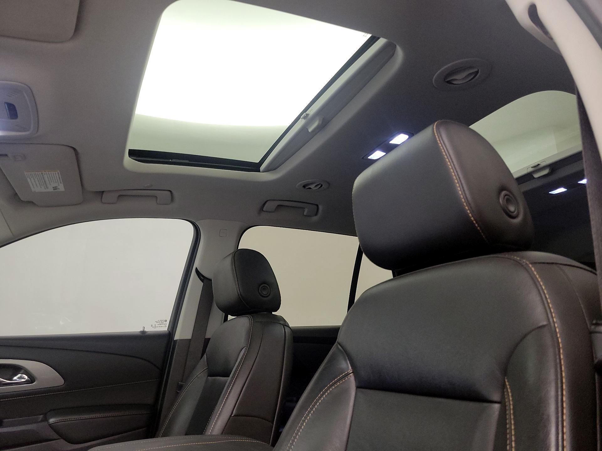 Thumbnail: 2020 Chevrolet Traverse - 20