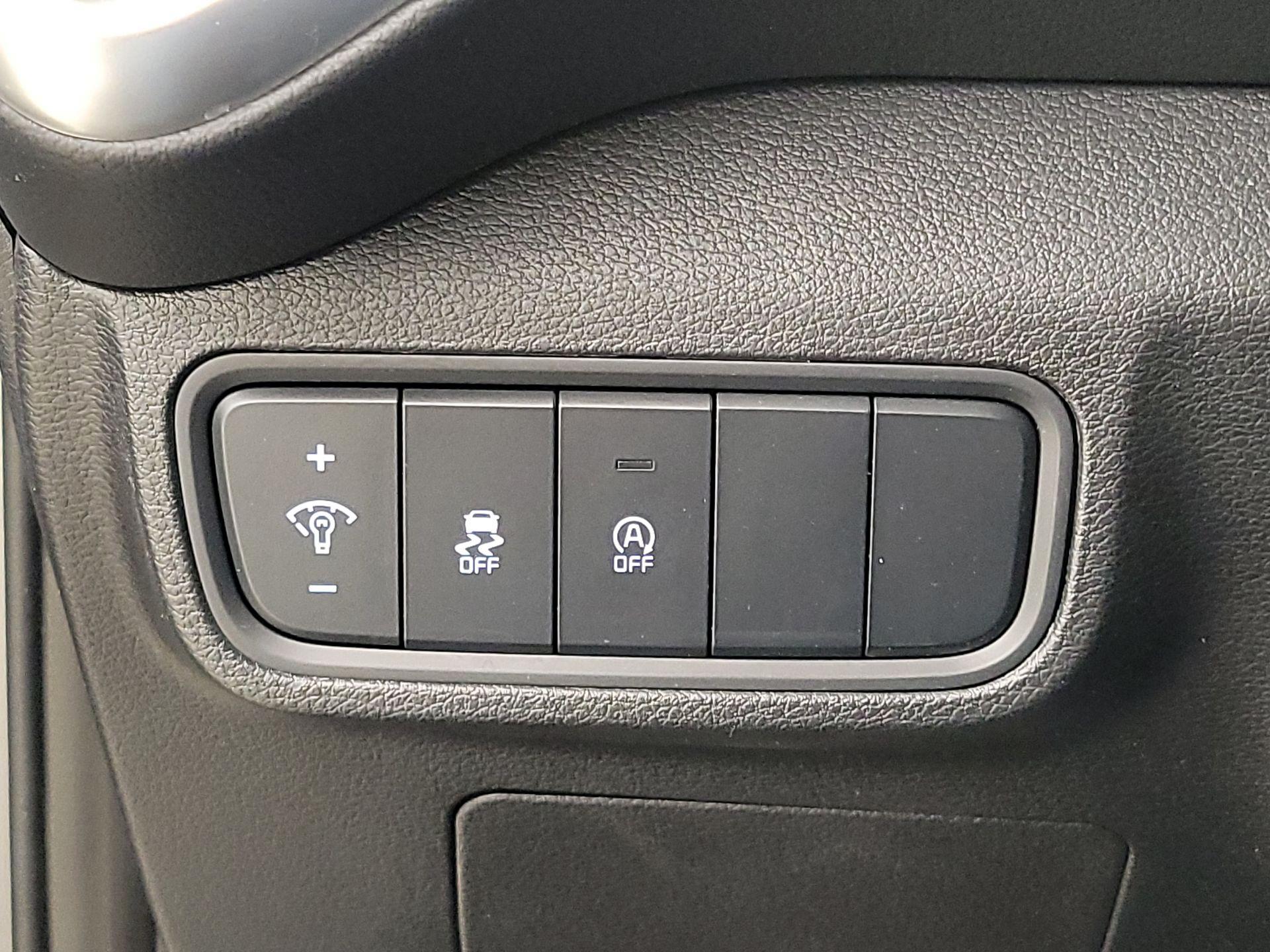 Thumbnail: 2023 Kia Soul - 13