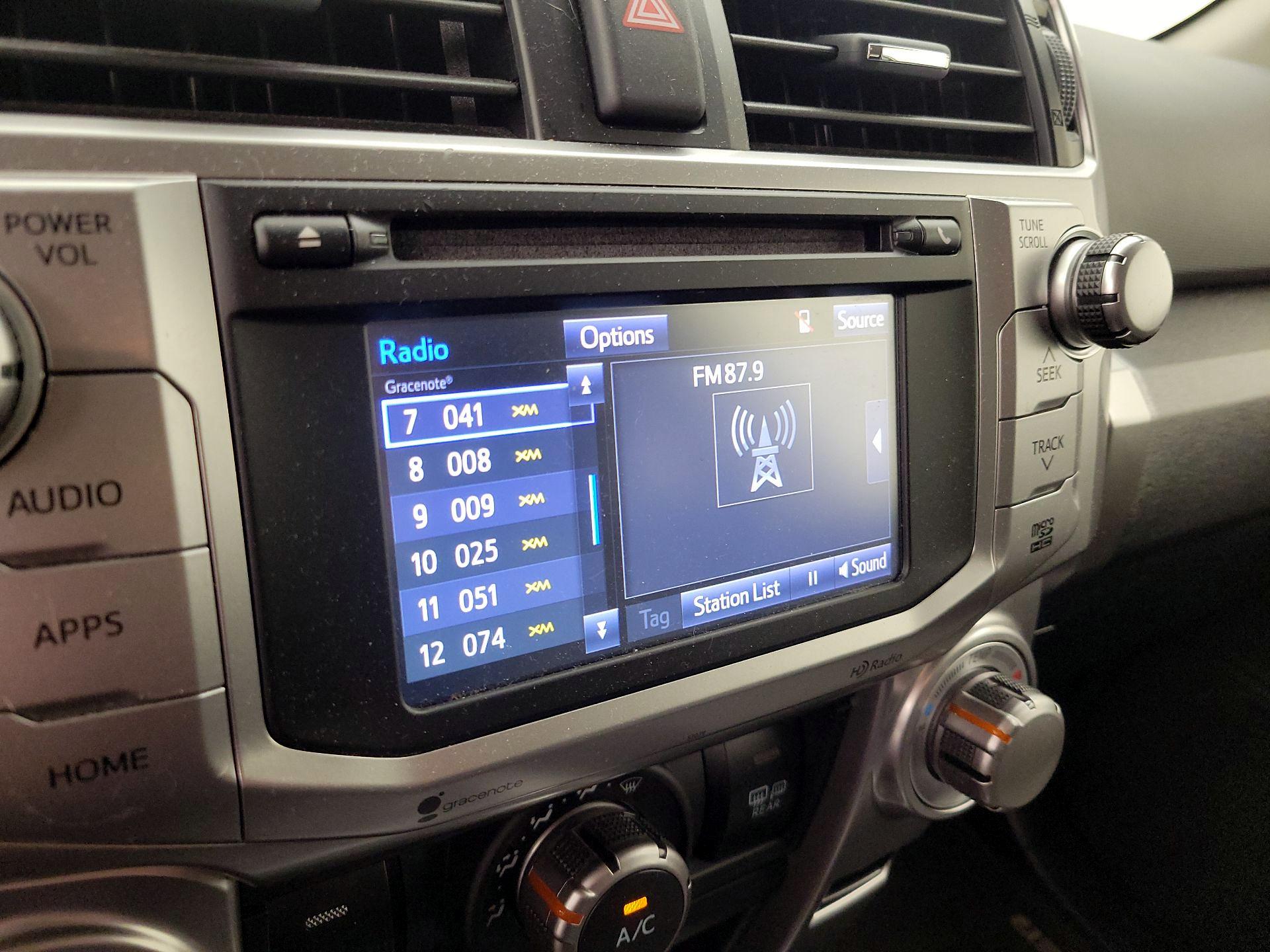 Thumbnail: 2015 Toyota 4Runner - 16