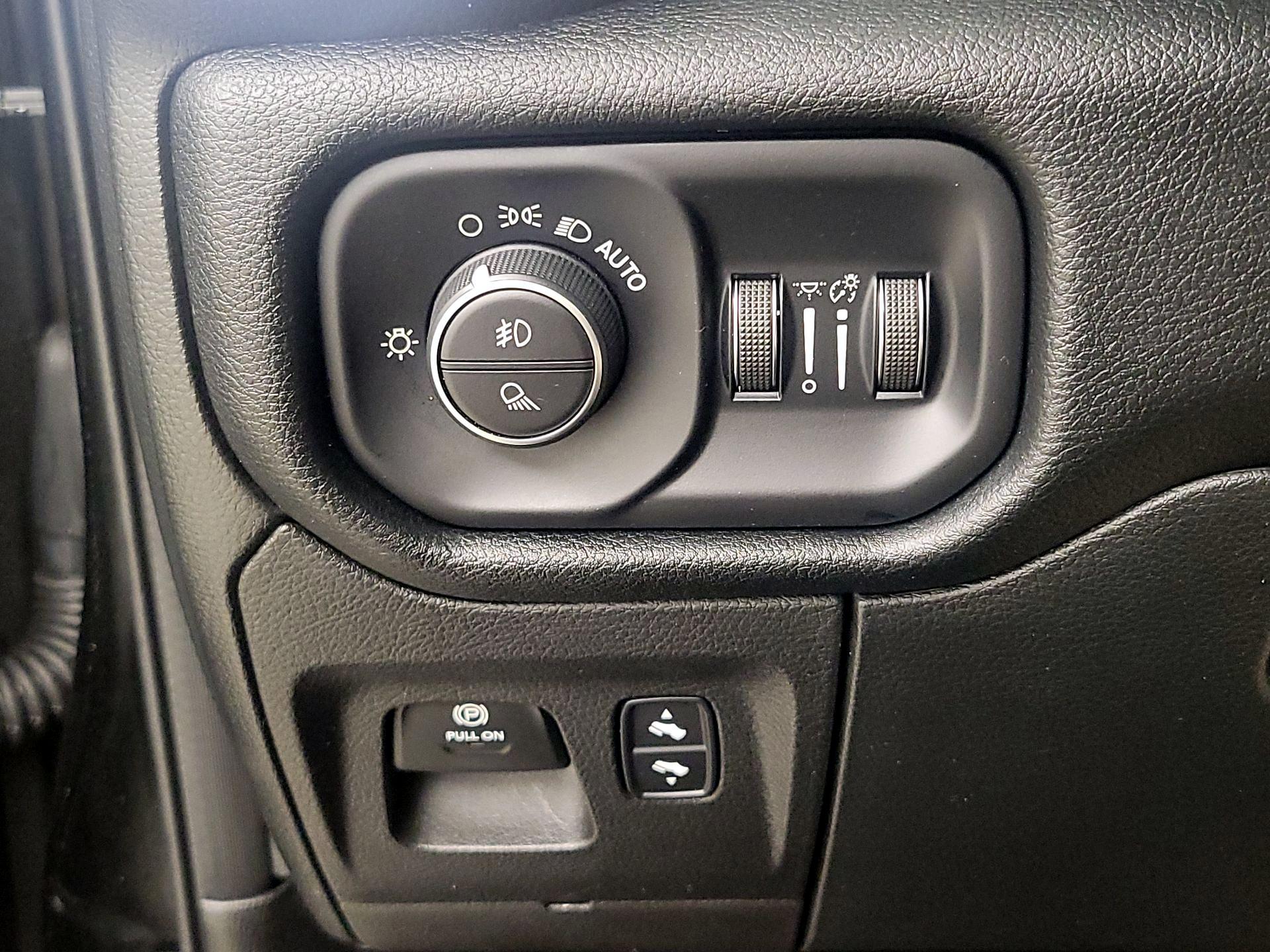 Thumbnail: 2022 RAM 1500 - 13