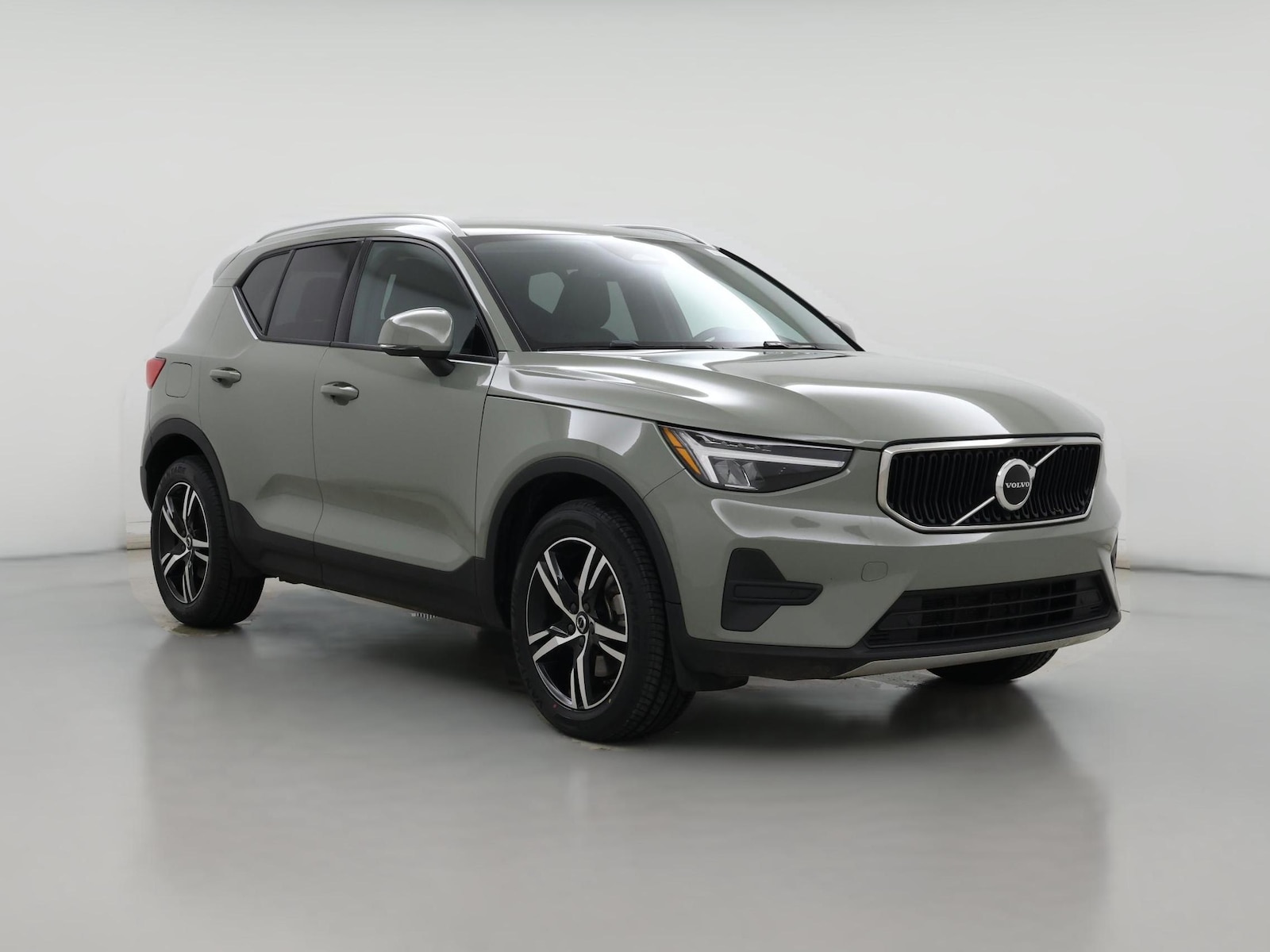 2023 Volvo XC40 Core