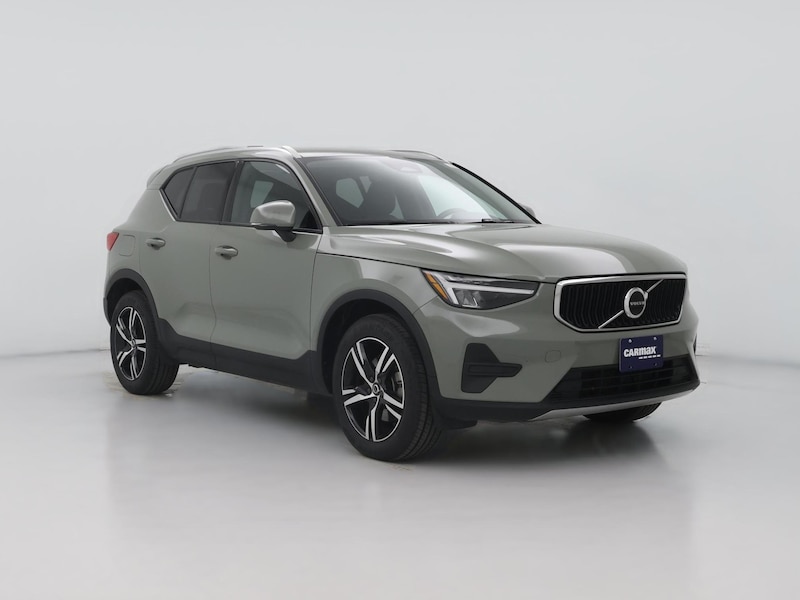 2023 Volvo XC40 B5 Core -
                  Schaumburg, IL