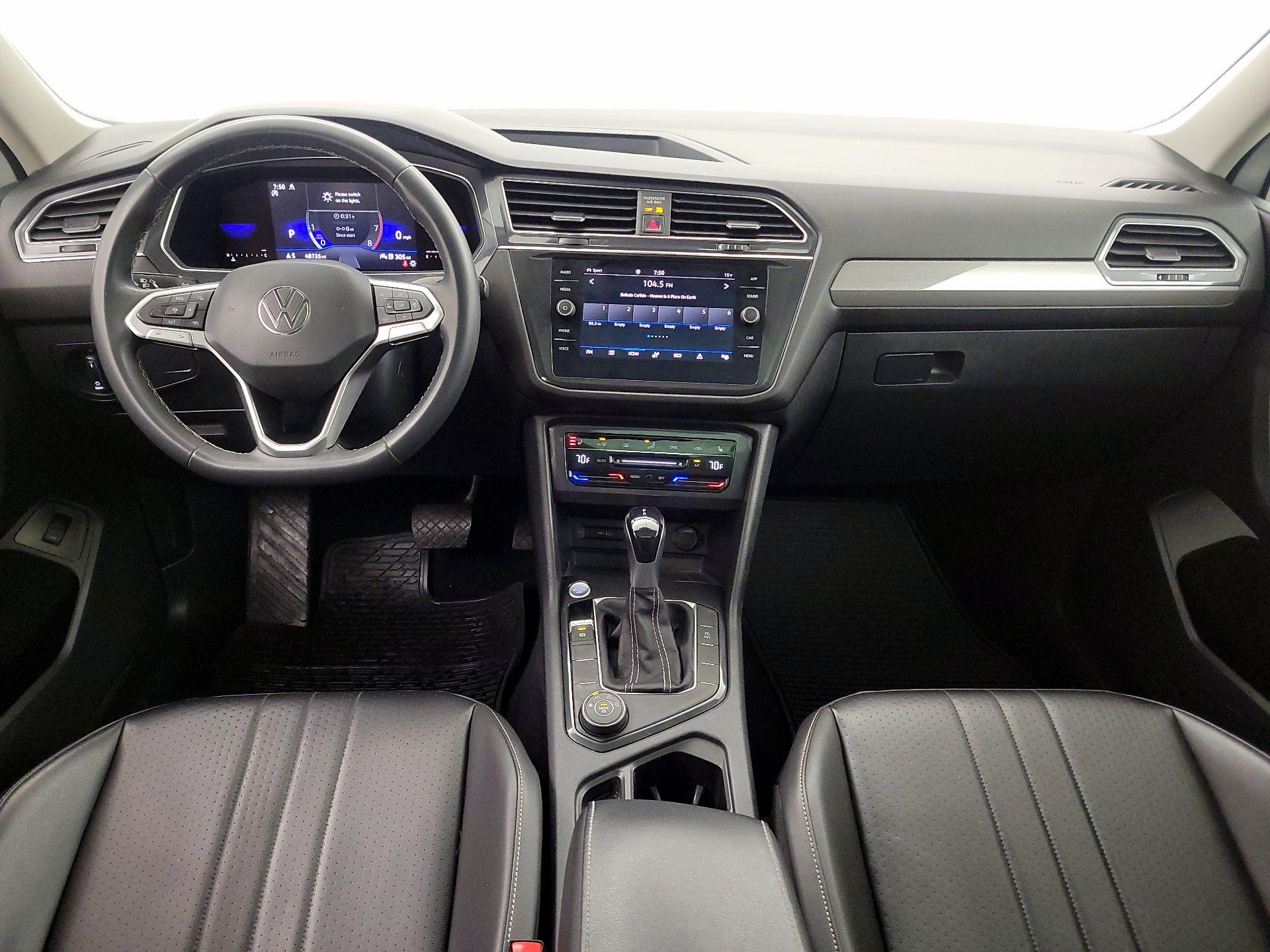 Thumbnail: 2022 Volkswagen Tiguan - 9