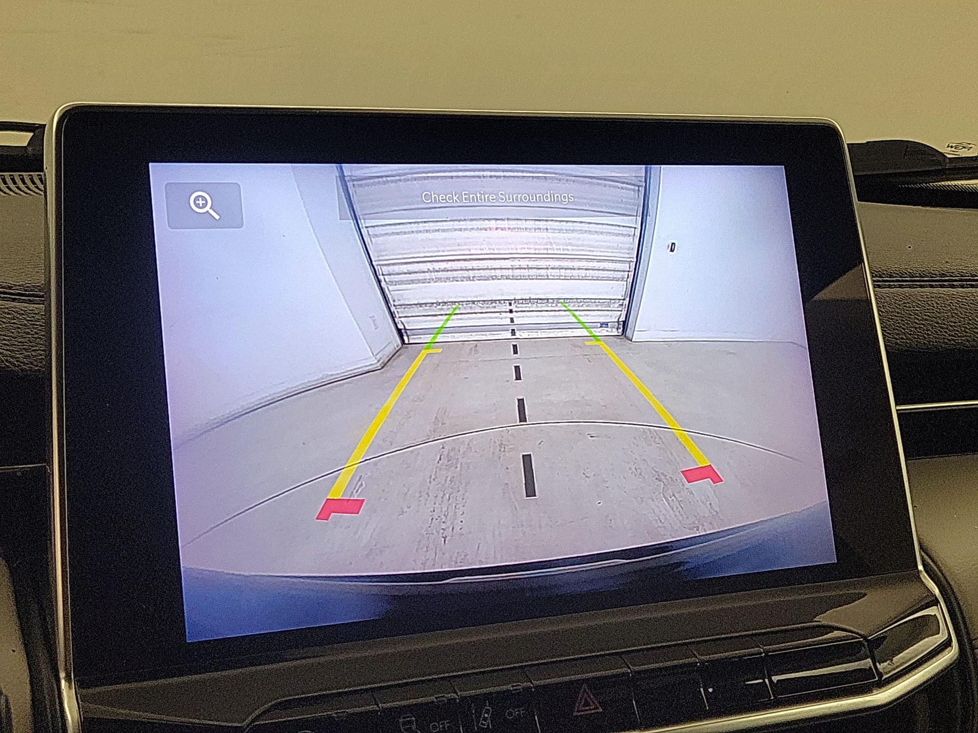 Thumbnail: 2022 Jeep Compass - 14