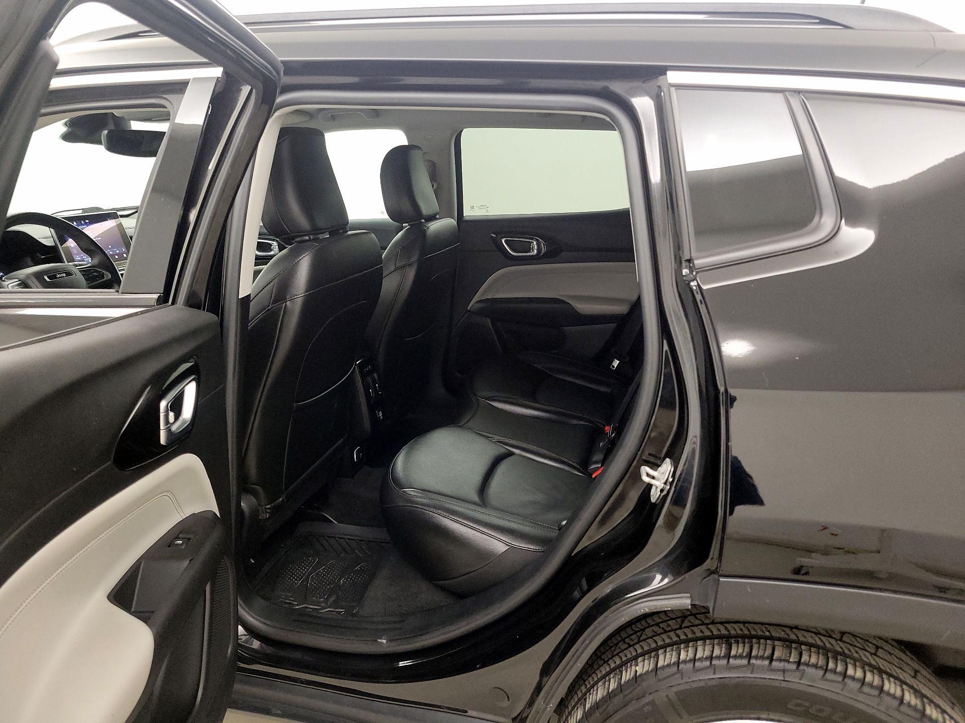 Thumbnail: 2022 Jeep Compass - 19