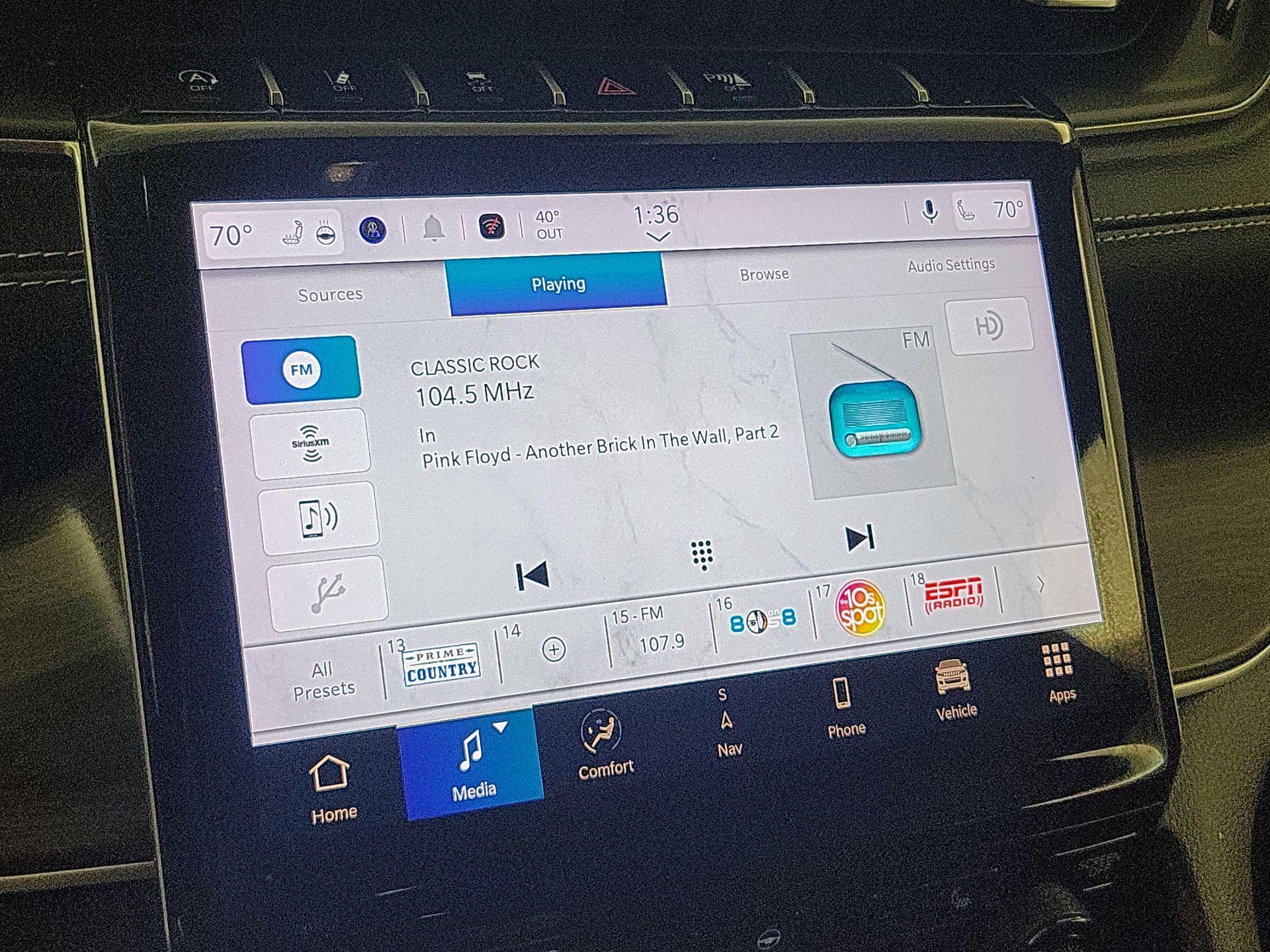 Thumbnail: 2023 Jeep Grand Cherokee - 16