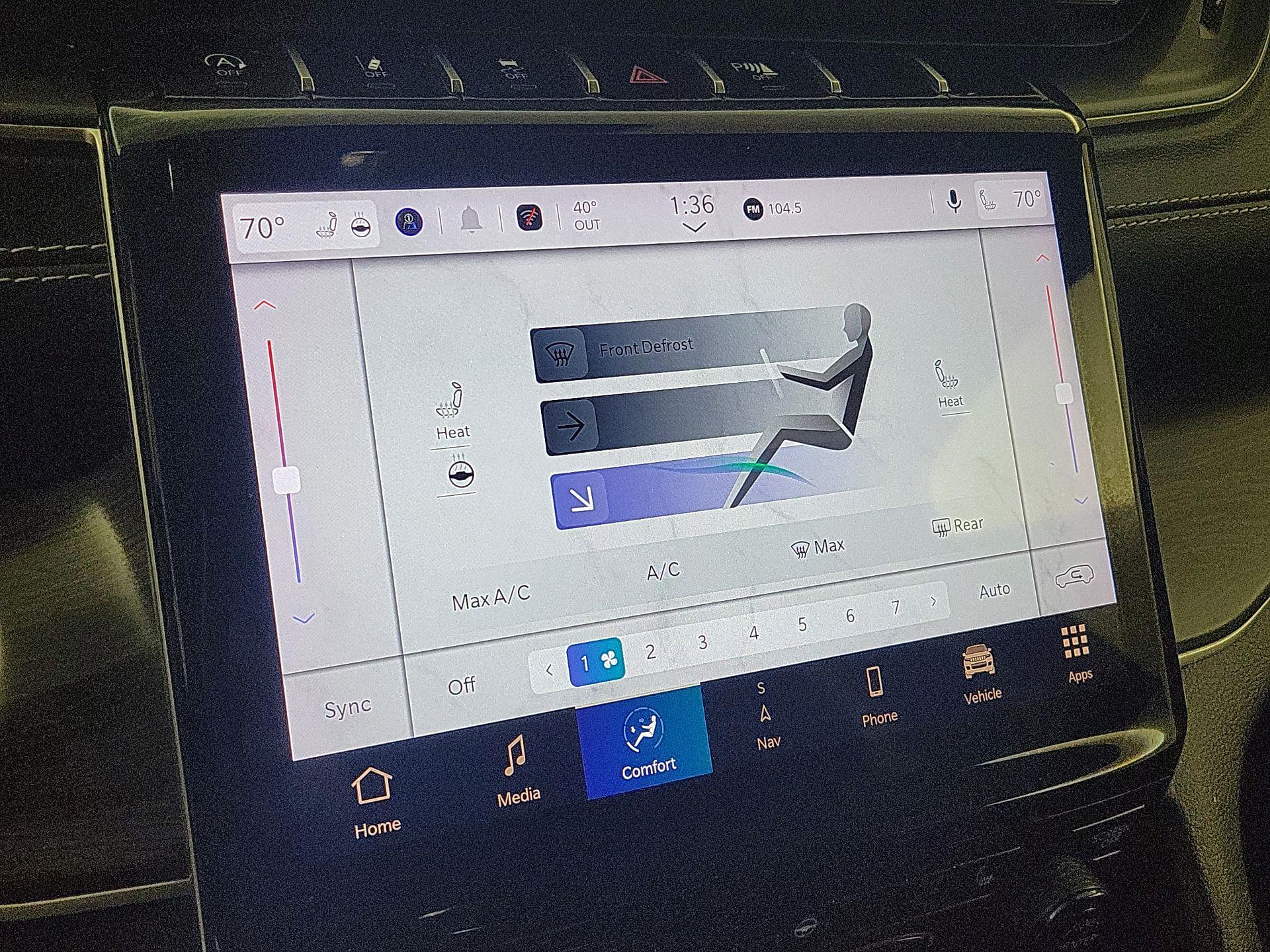 Thumbnail: 2023 Jeep Grand Cherokee - 17