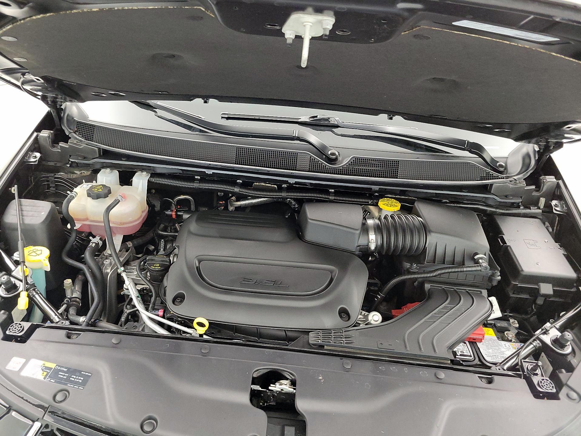 Thumbnail: 2023 Chrysler Pacifica - 19