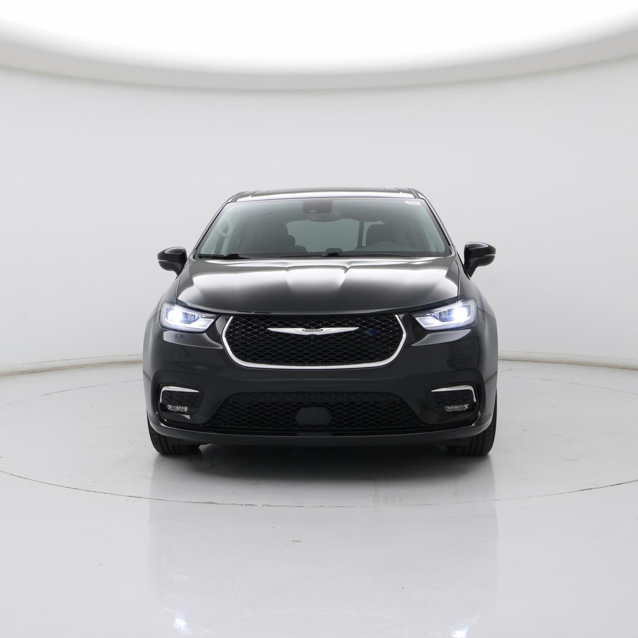 Thumbnail: 2023 Chrysler Pacifica - 5