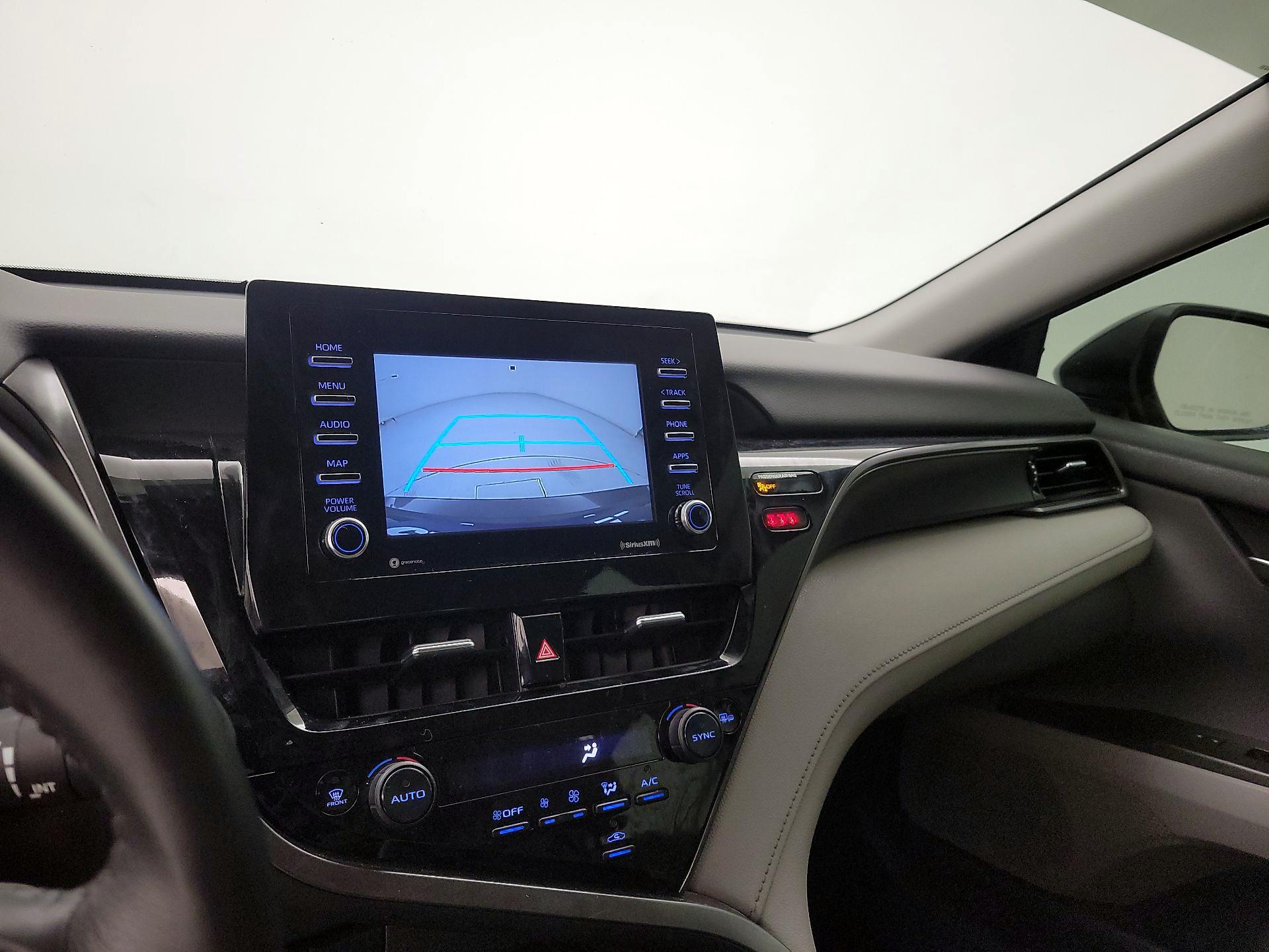 Thumbnail: 2022 Toyota Camry - 13