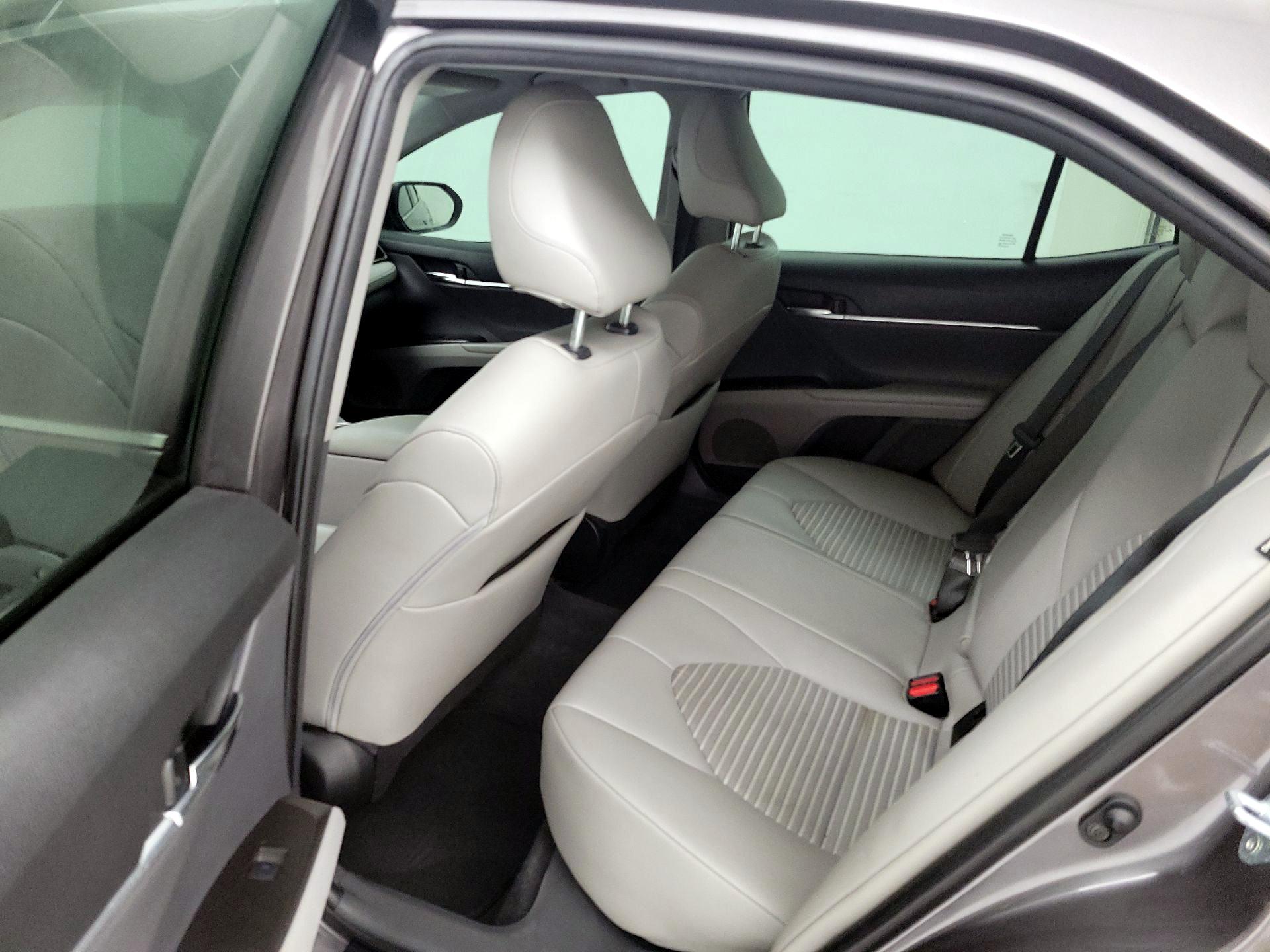 Thumbnail: 2022 Toyota Camry - 17