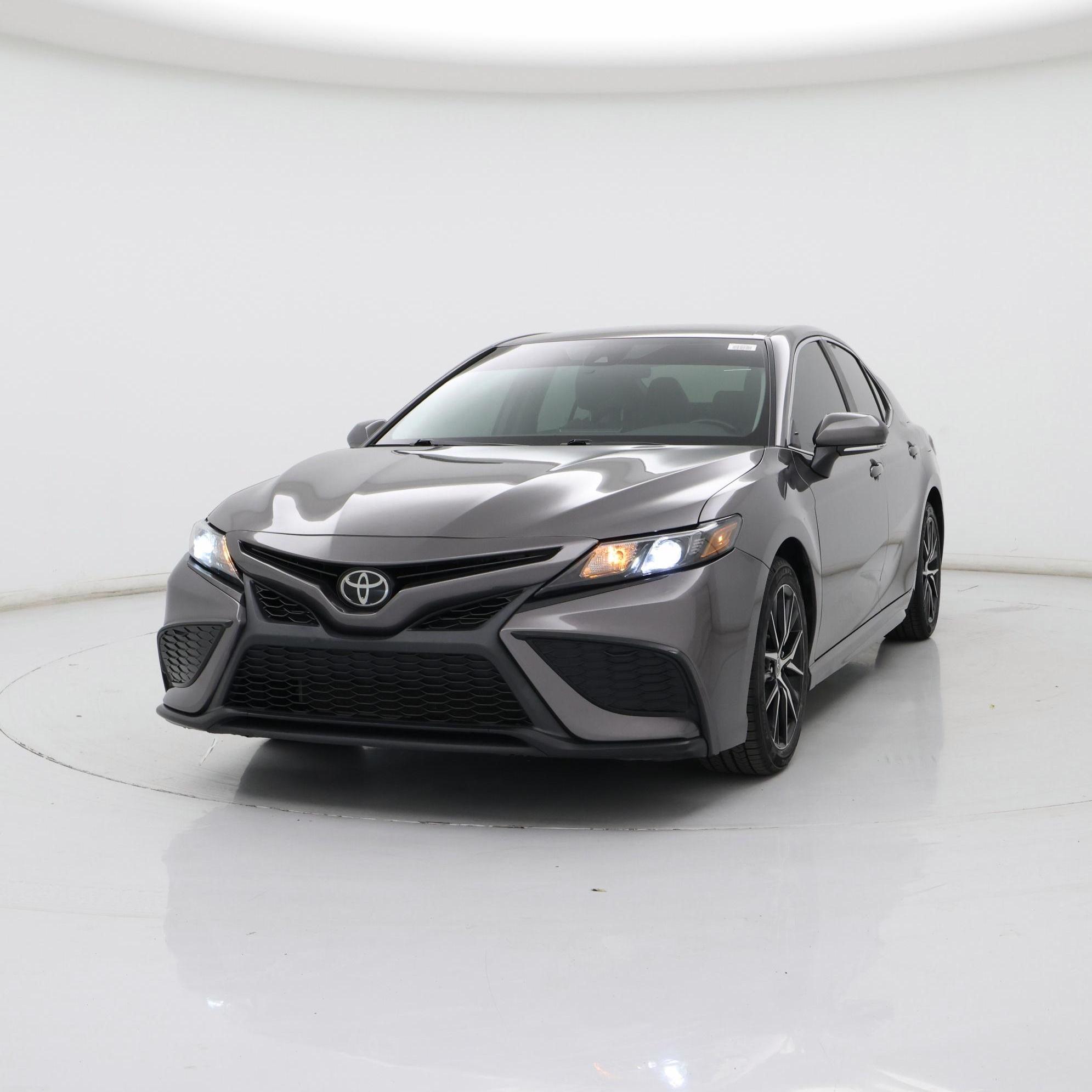 Thumbnail: 2022 Toyota Camry - 4