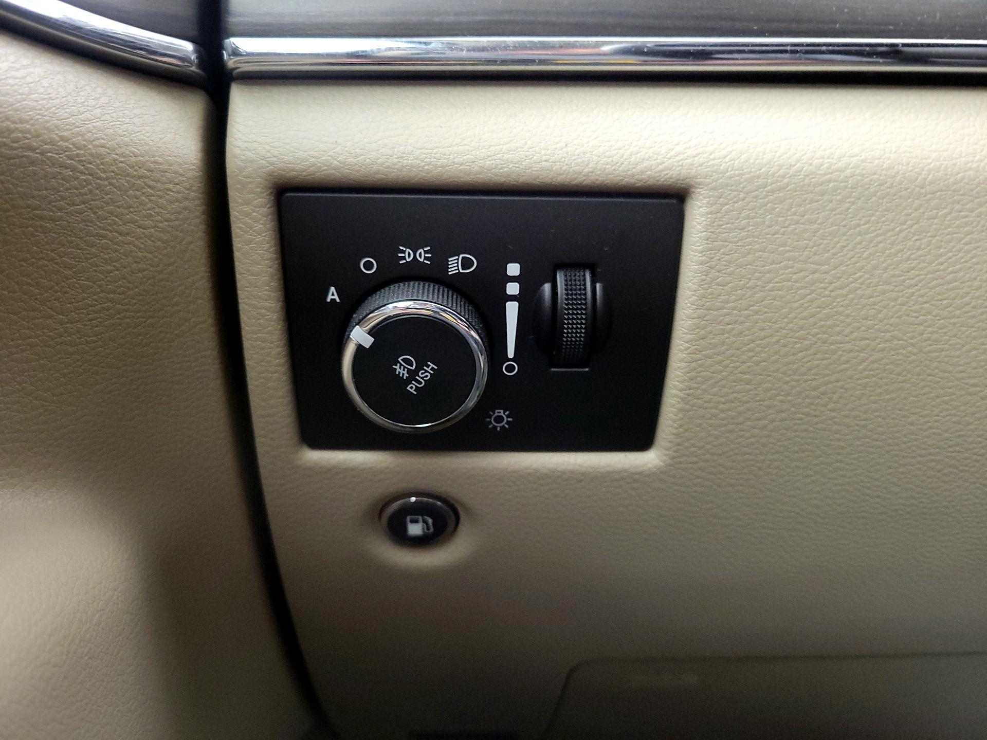 Thumbnail: 2018 Jeep Grand Cherokee - 13