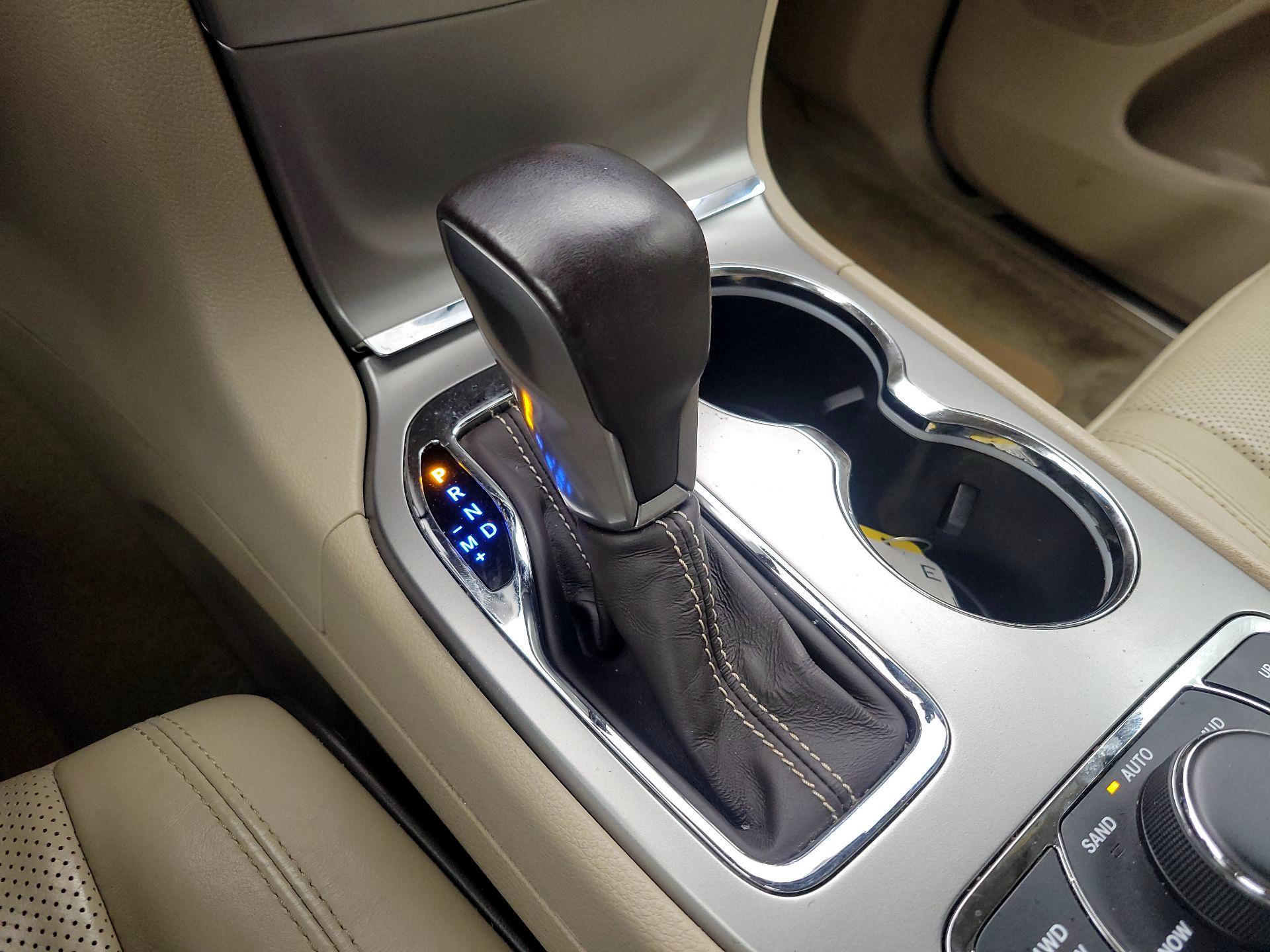 Thumbnail: 2018 Jeep Grand Cherokee - 18