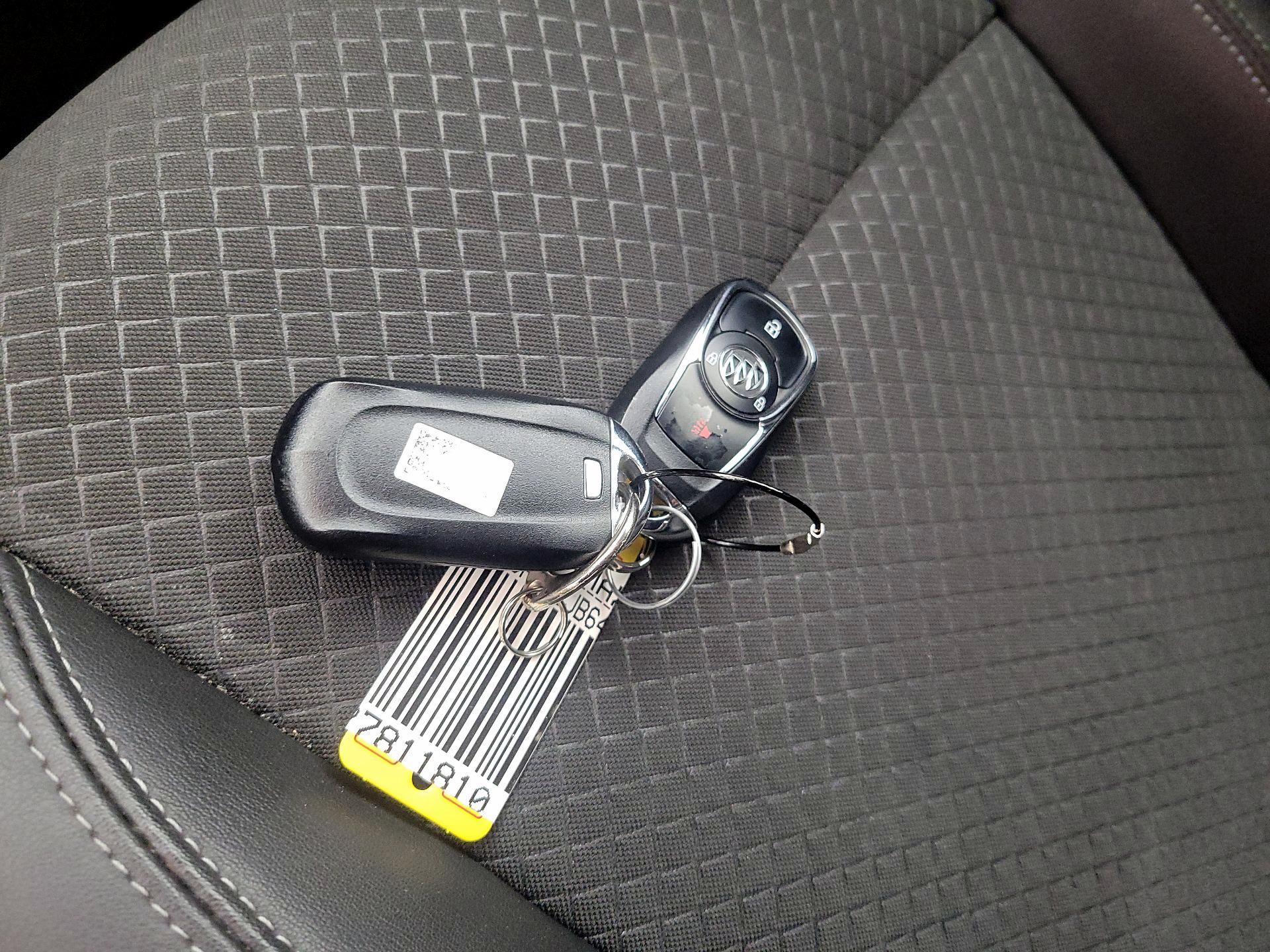 Thumbnail: 2018 Buick Encore - 20