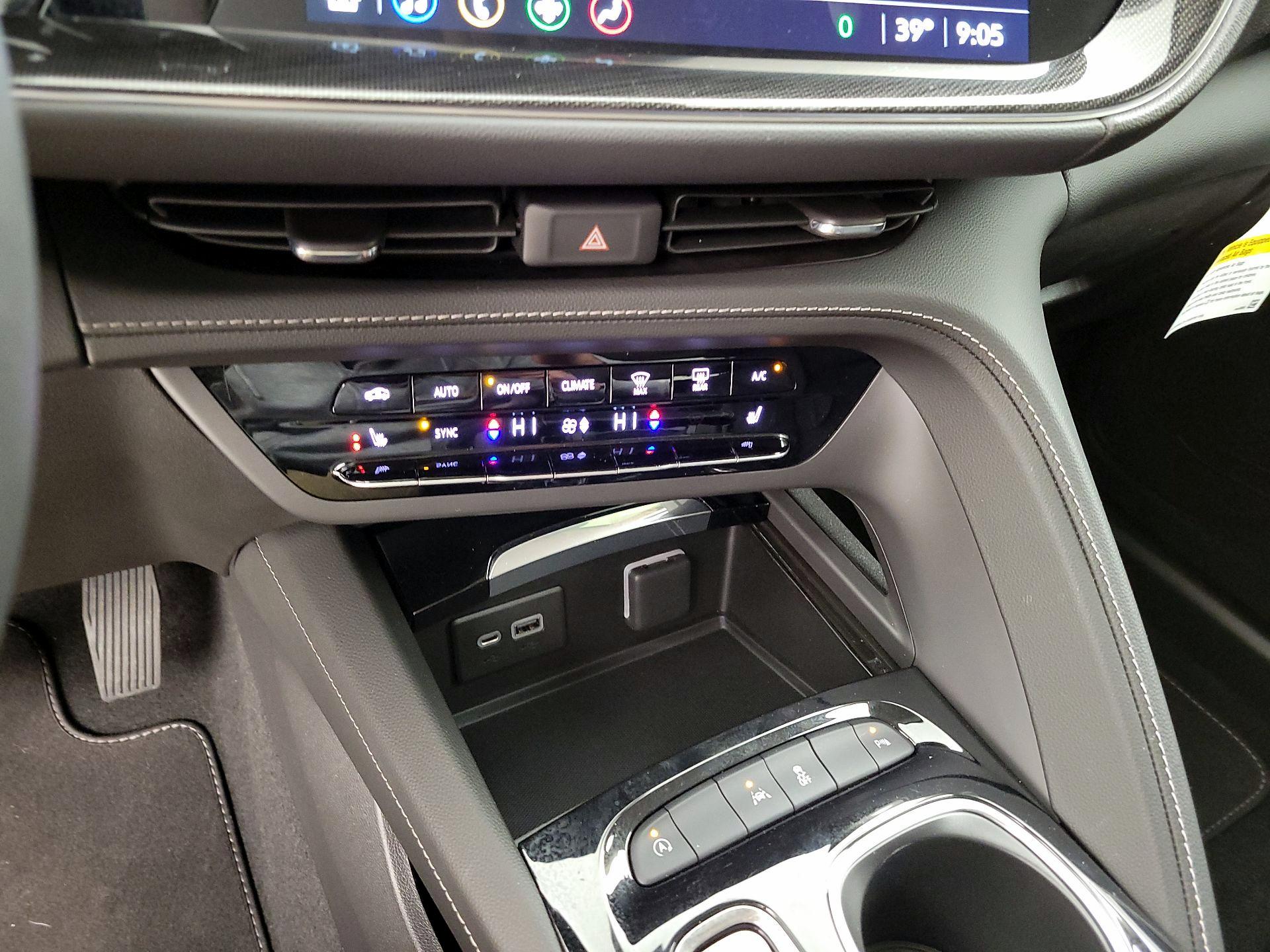 Thumbnail: 2023 Buick Envision - 15