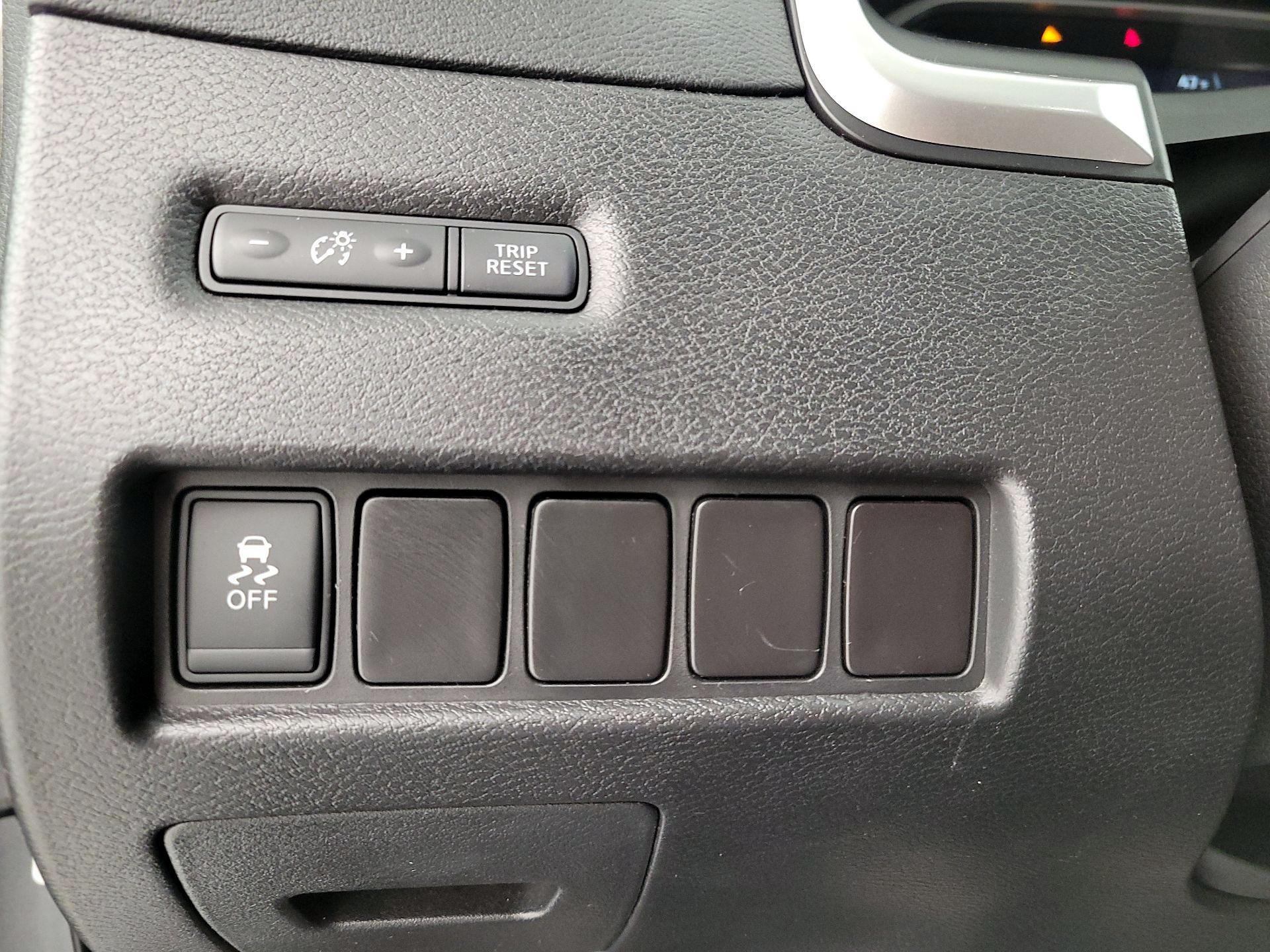 Thumbnail: 2015 Nissan Murano - 13