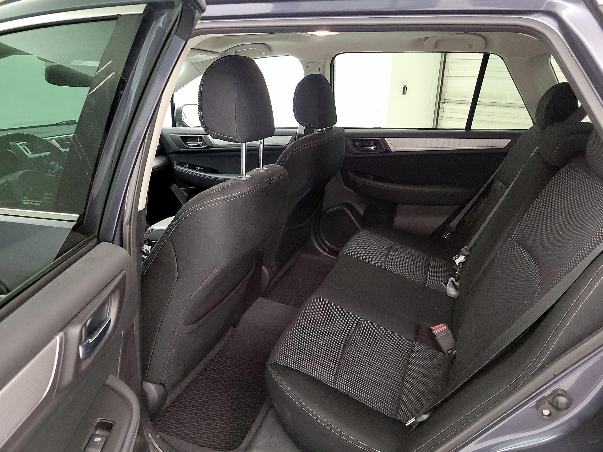 Thumbnail: 2016 Subaru Outback - 17