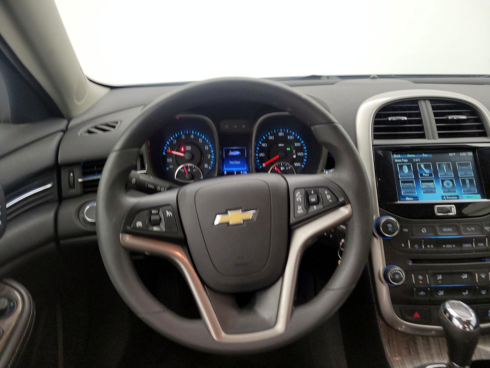 Thumbnail: 2014 Chevrolet Malibu - 10