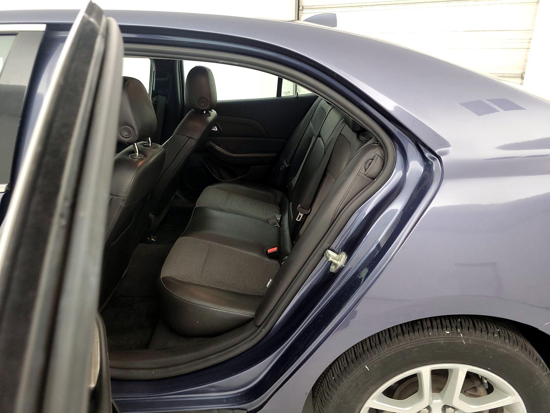 Thumbnail: 2014 Chevrolet Malibu - 18