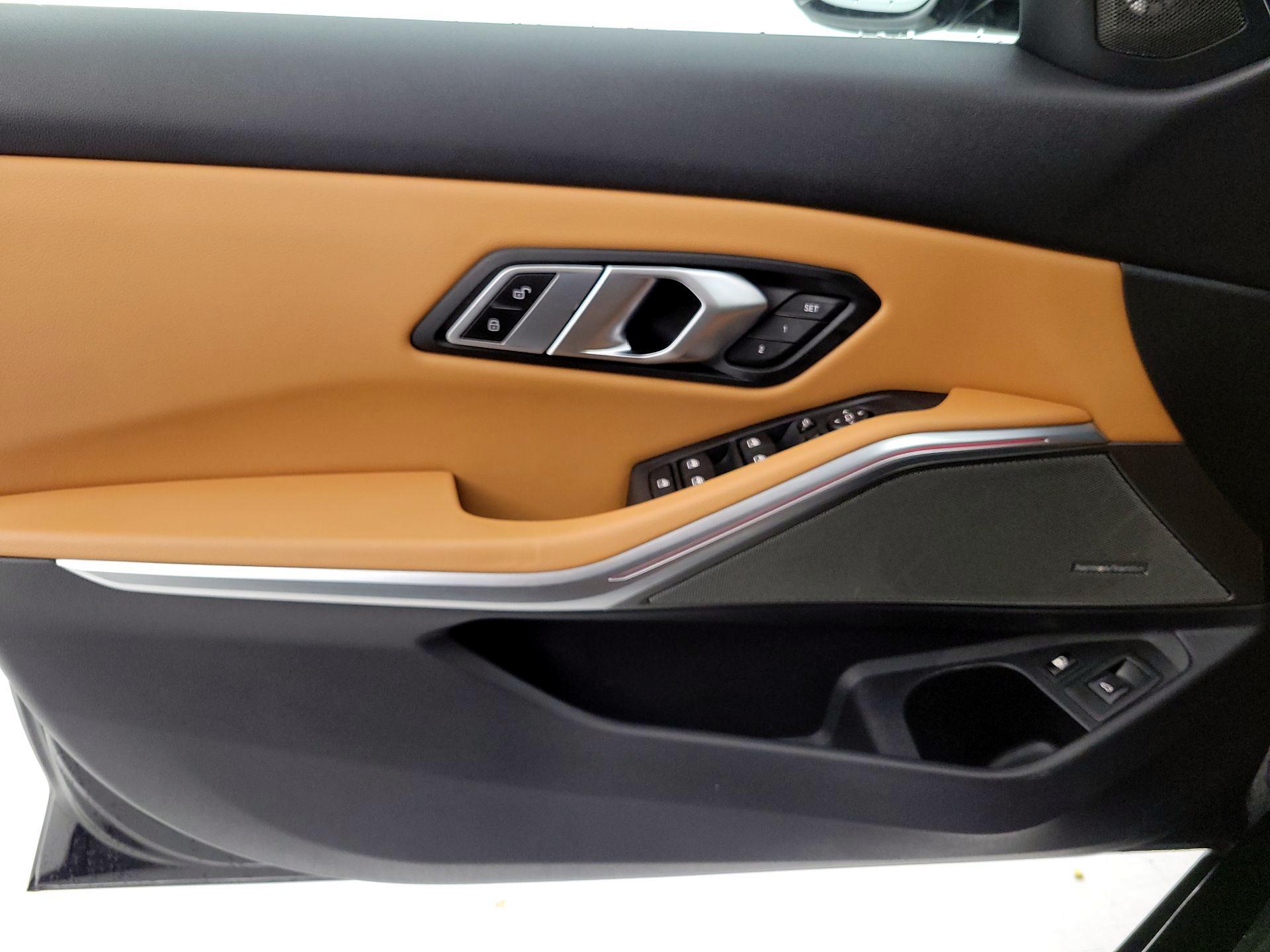 Thumbnail: 2023 BMW 3 Series - 12