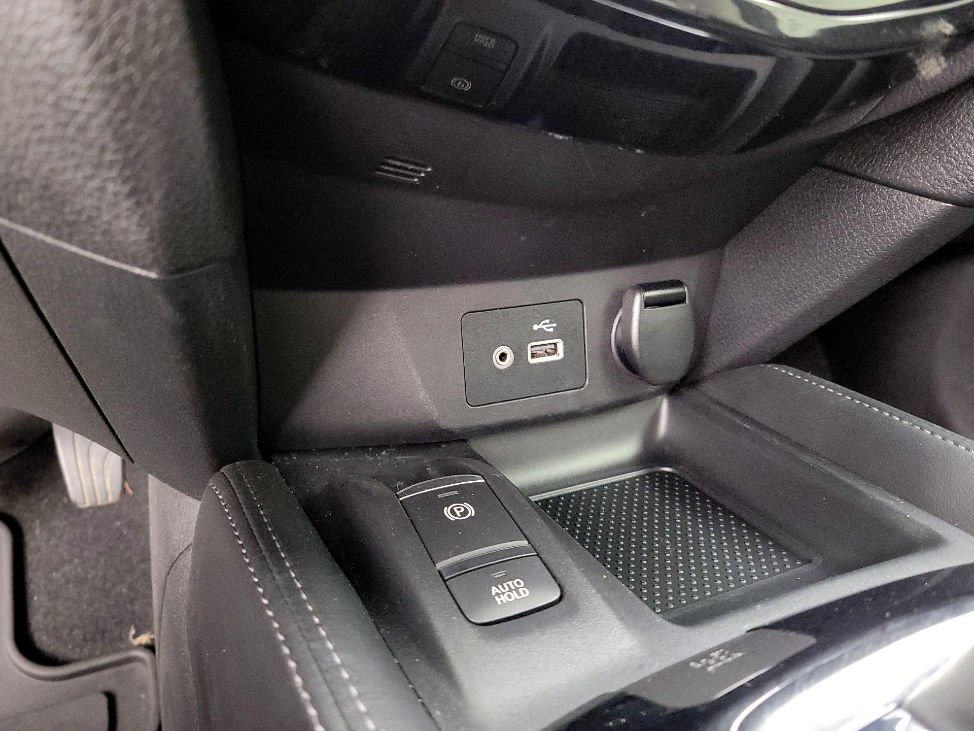 Thumbnail: 2019 Nissan Rogue - 18