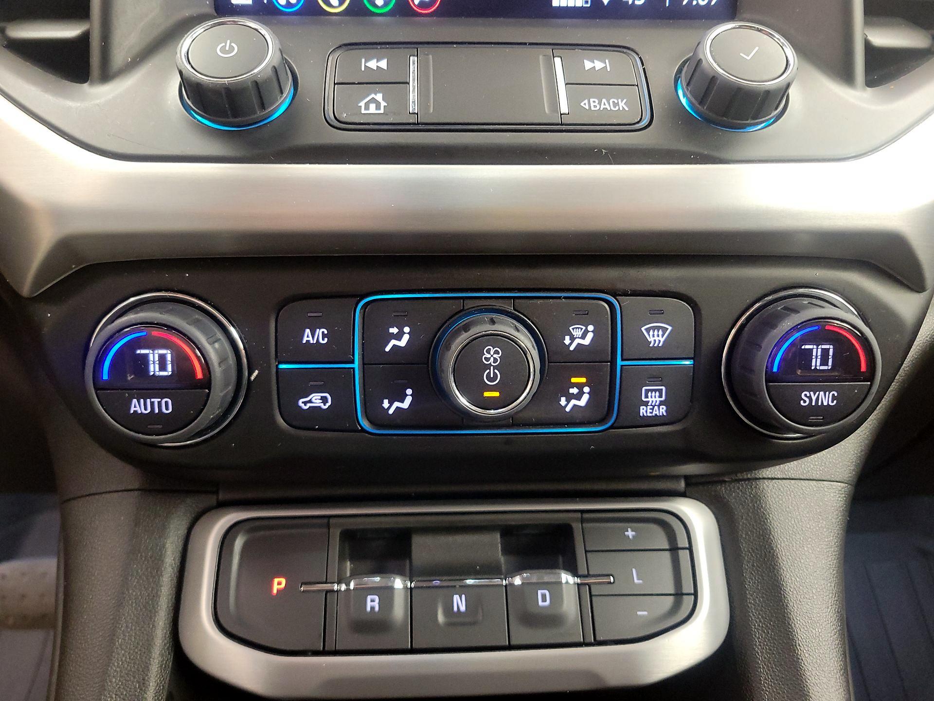 Thumbnail: 2023 GMC Acadia - 16