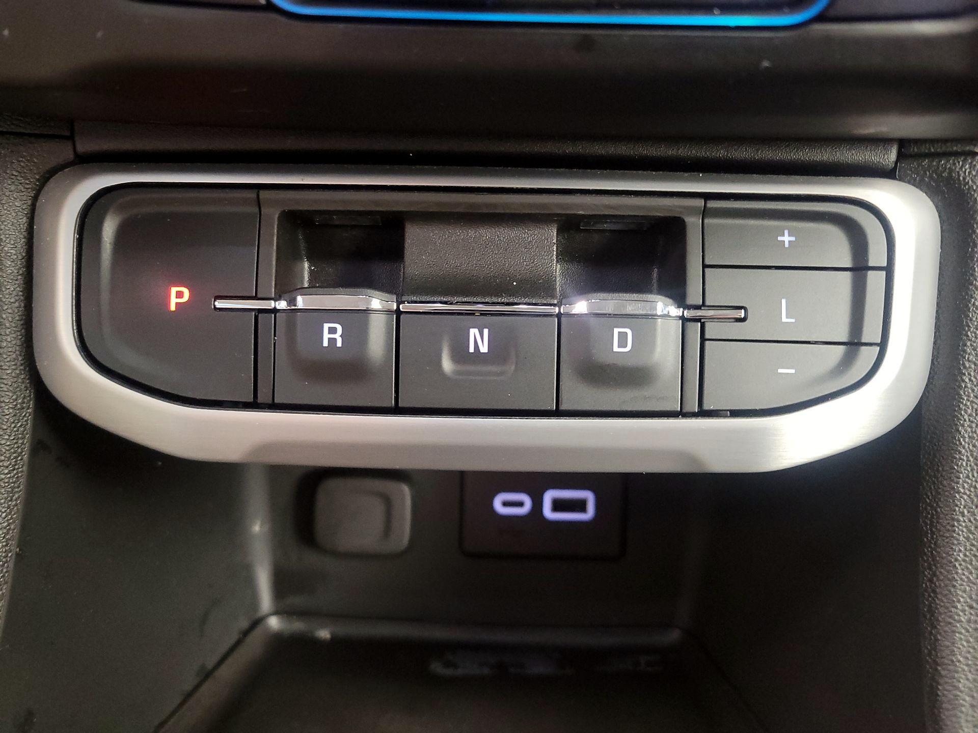 Thumbnail: 2023 GMC Acadia - 17