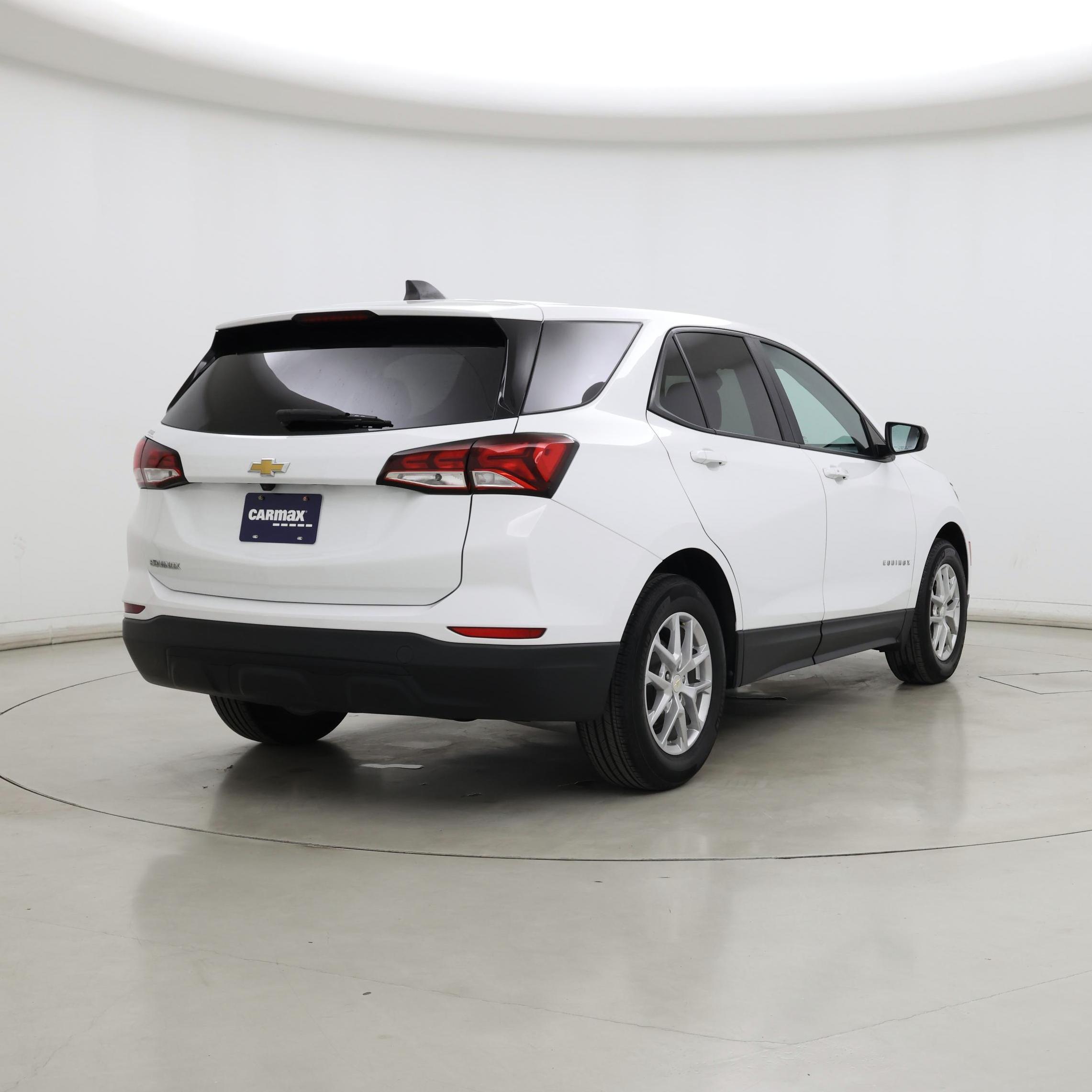 Thumbnail: 2022 Chevrolet Equinox - 8