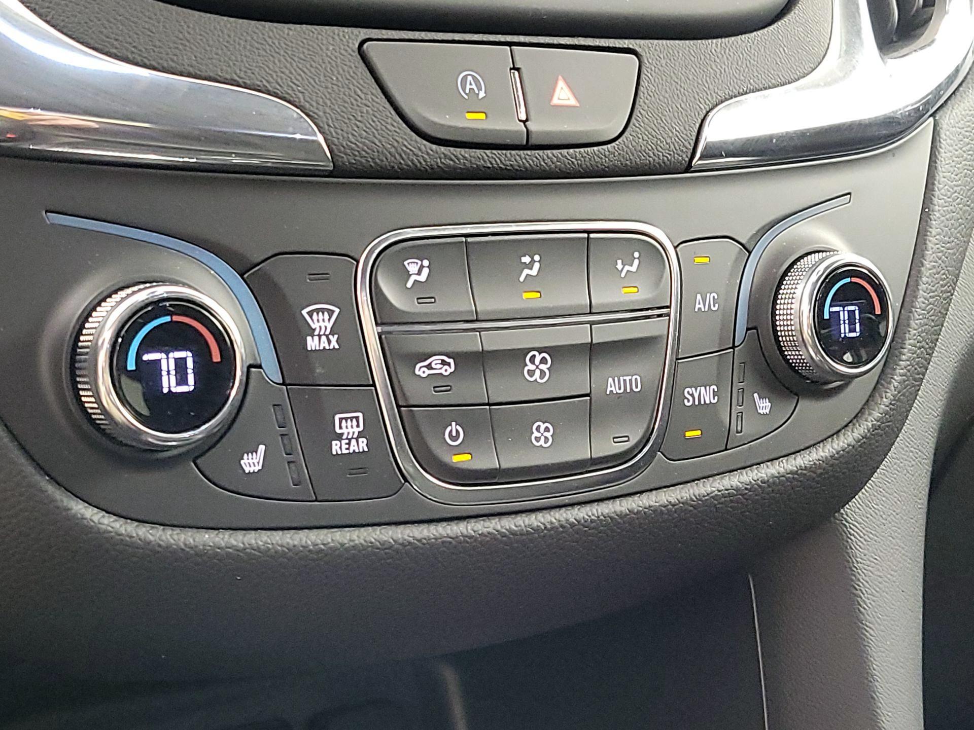 Thumbnail: 2024 Chevrolet Equinox - 16