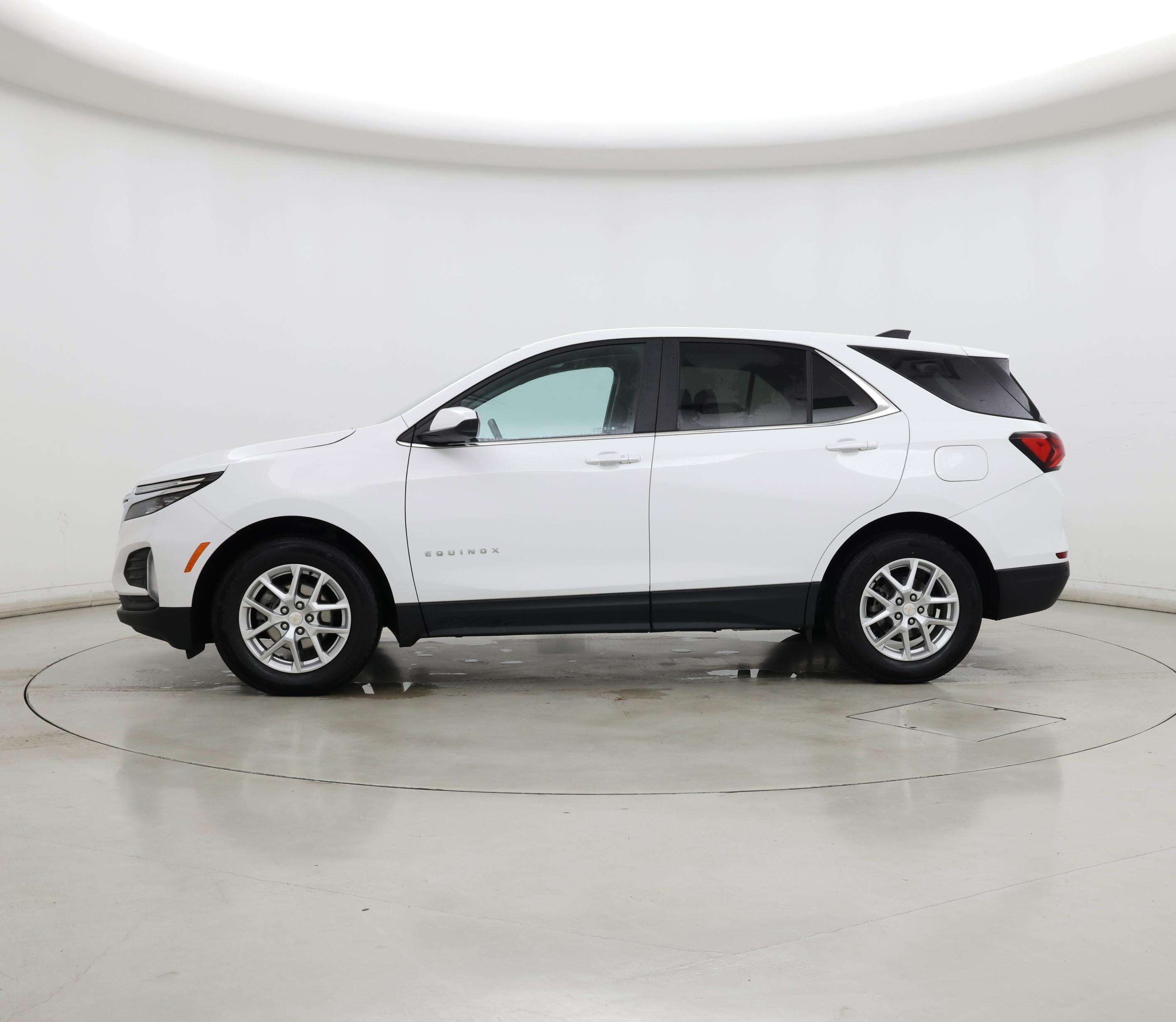 Thumbnail: 2024 Chevrolet Equinox - 3