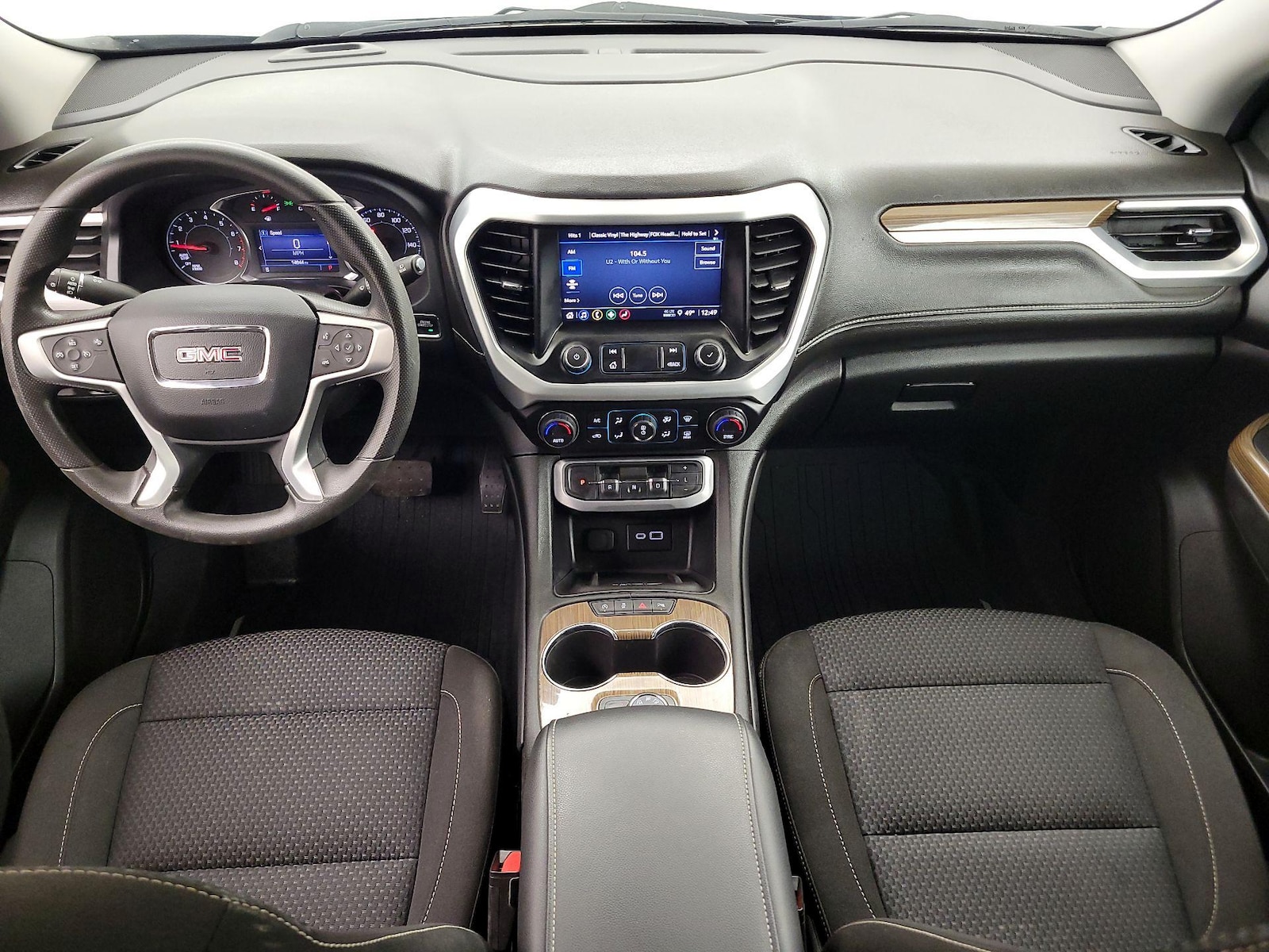 Apple CarPlay® & Android Auto™