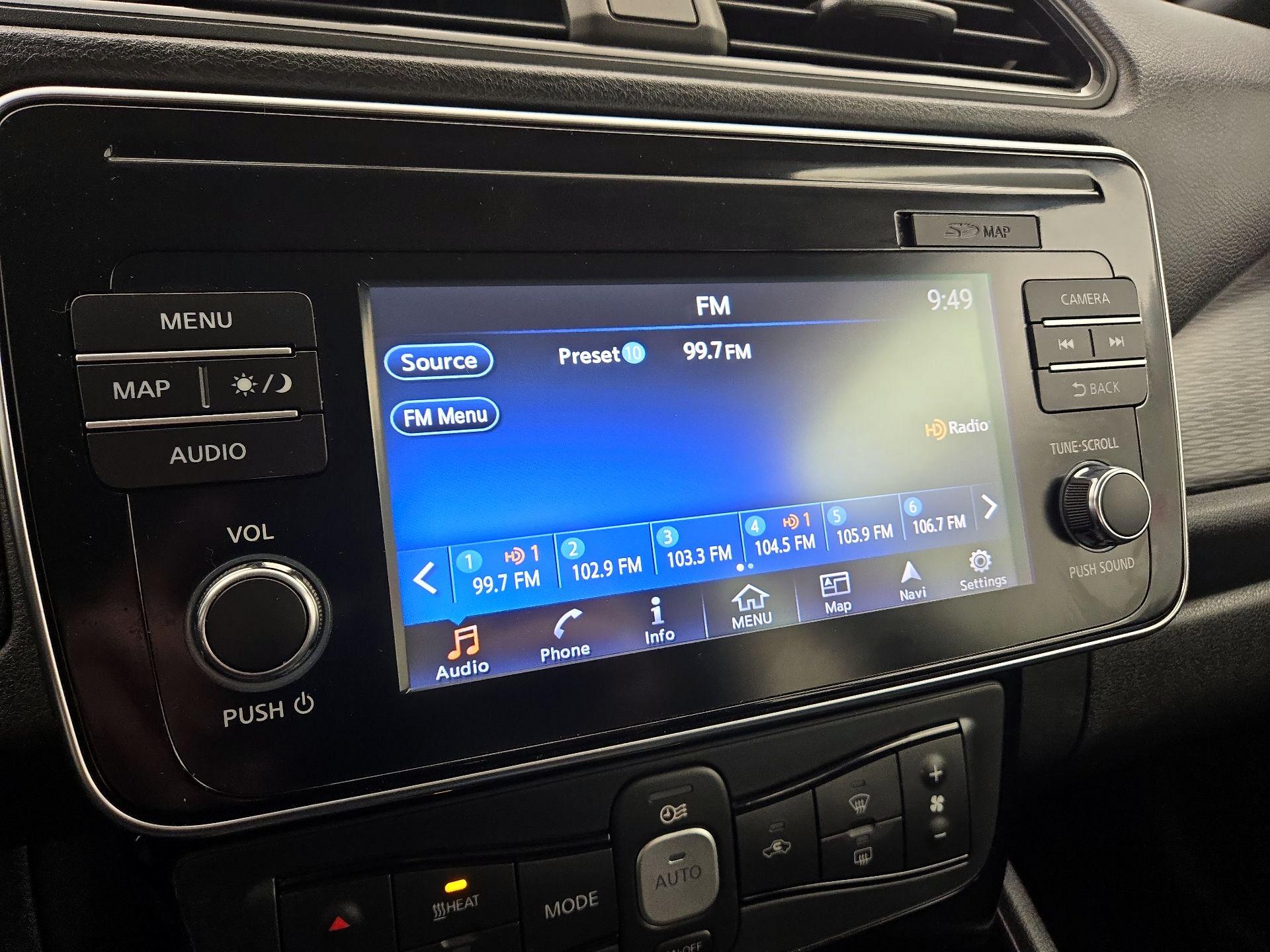 Thumbnail: 2019 Nissan Leaf - 16