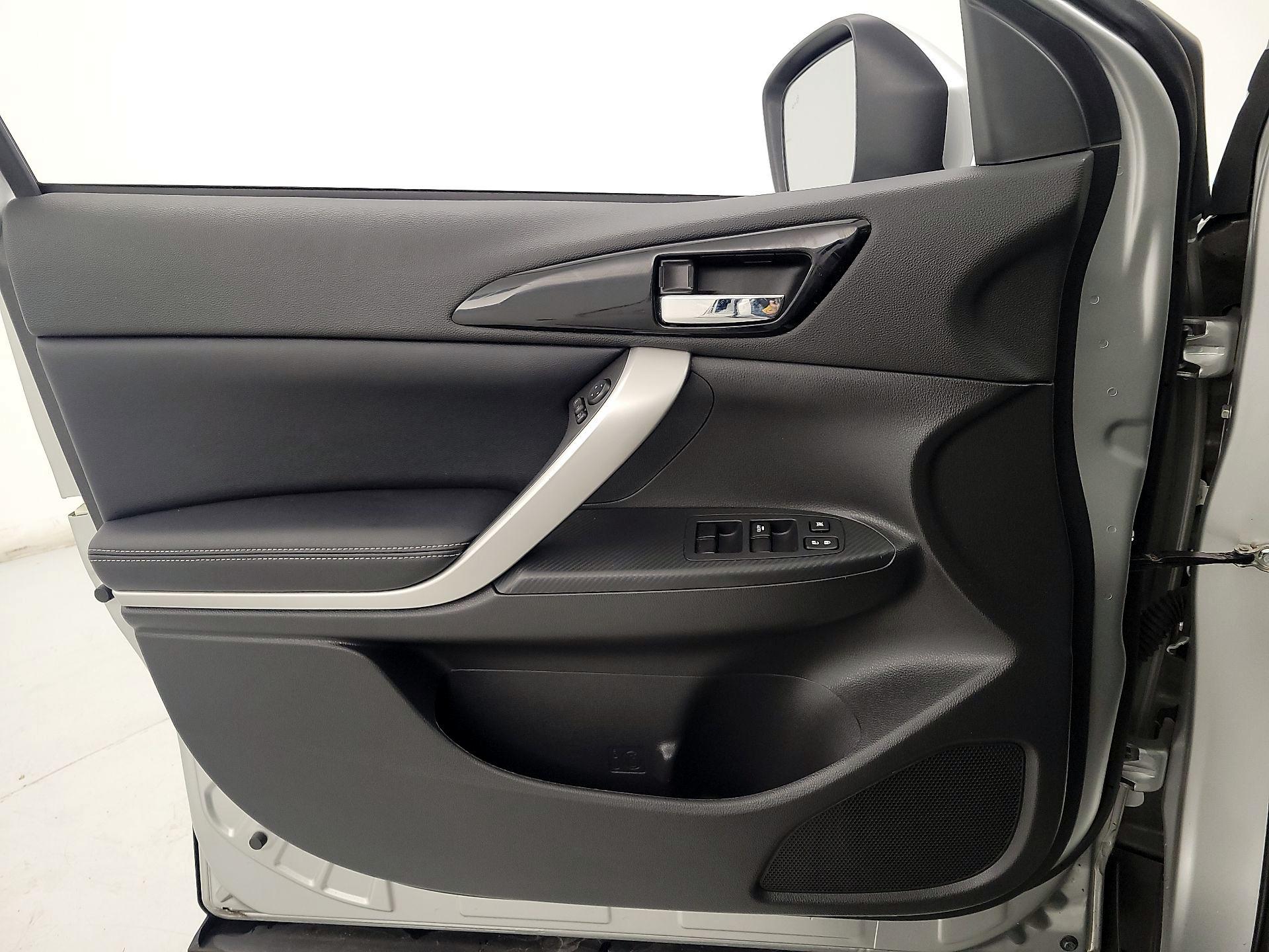 Thumbnail: 2024 Mitsubishi Eclipse Cross - 12