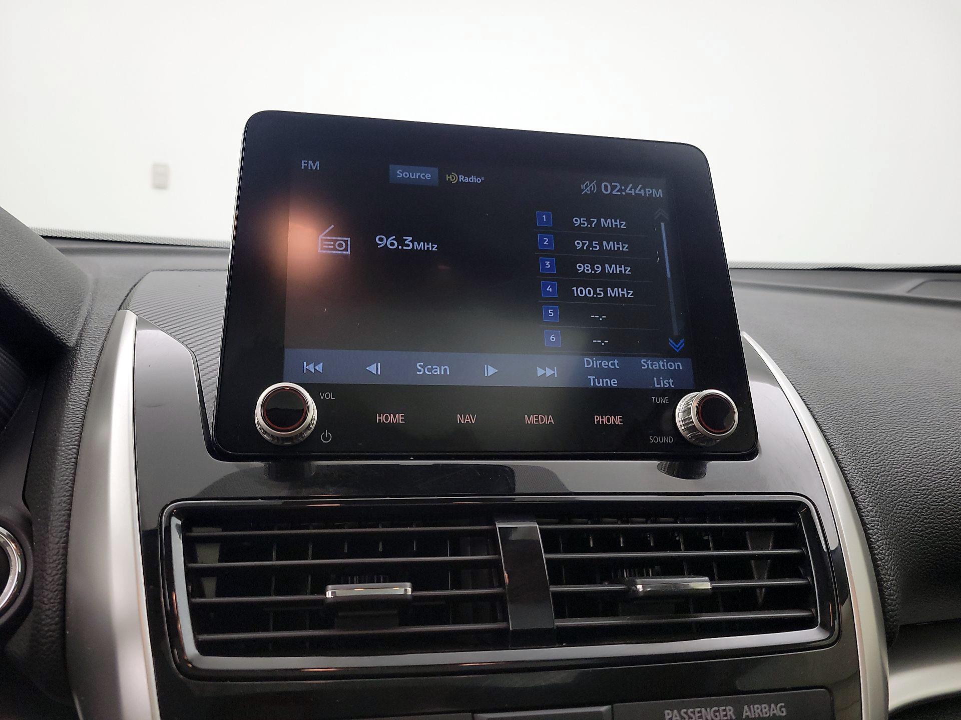 Thumbnail: 2024 Mitsubishi Eclipse Cross - 16