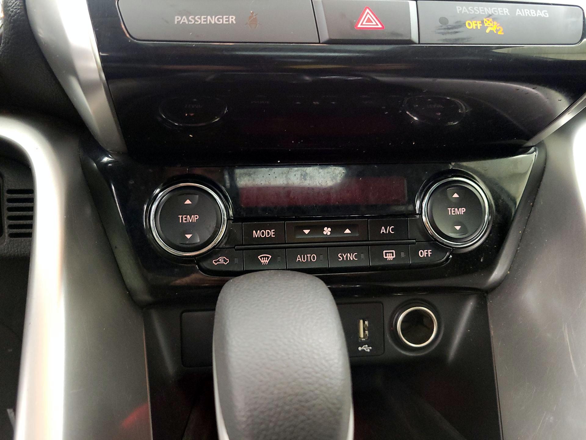 Thumbnail: 2024 Mitsubishi Eclipse Cross - 17