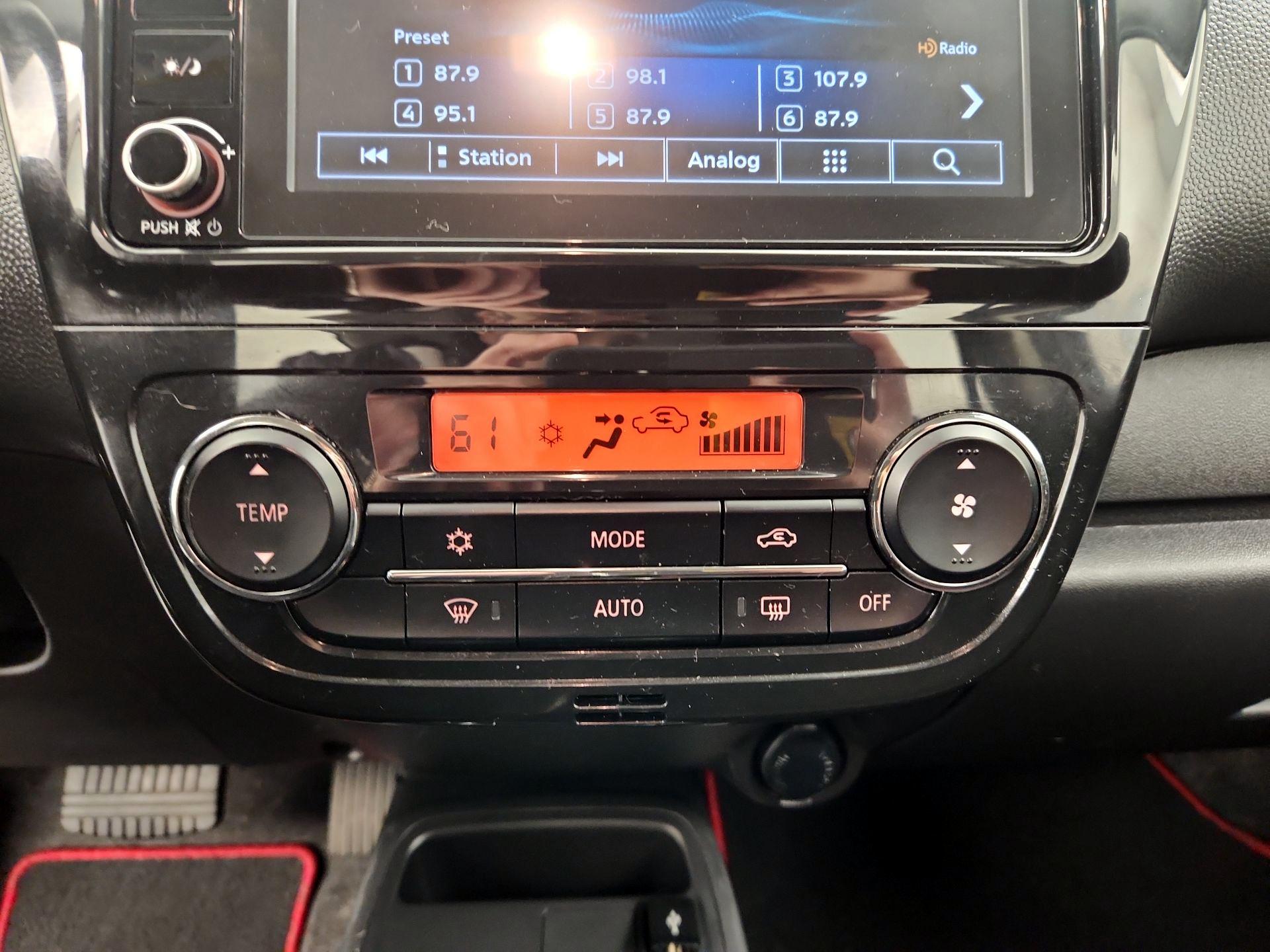 Thumbnail: 2023 Mitsubishi Mirage - 16